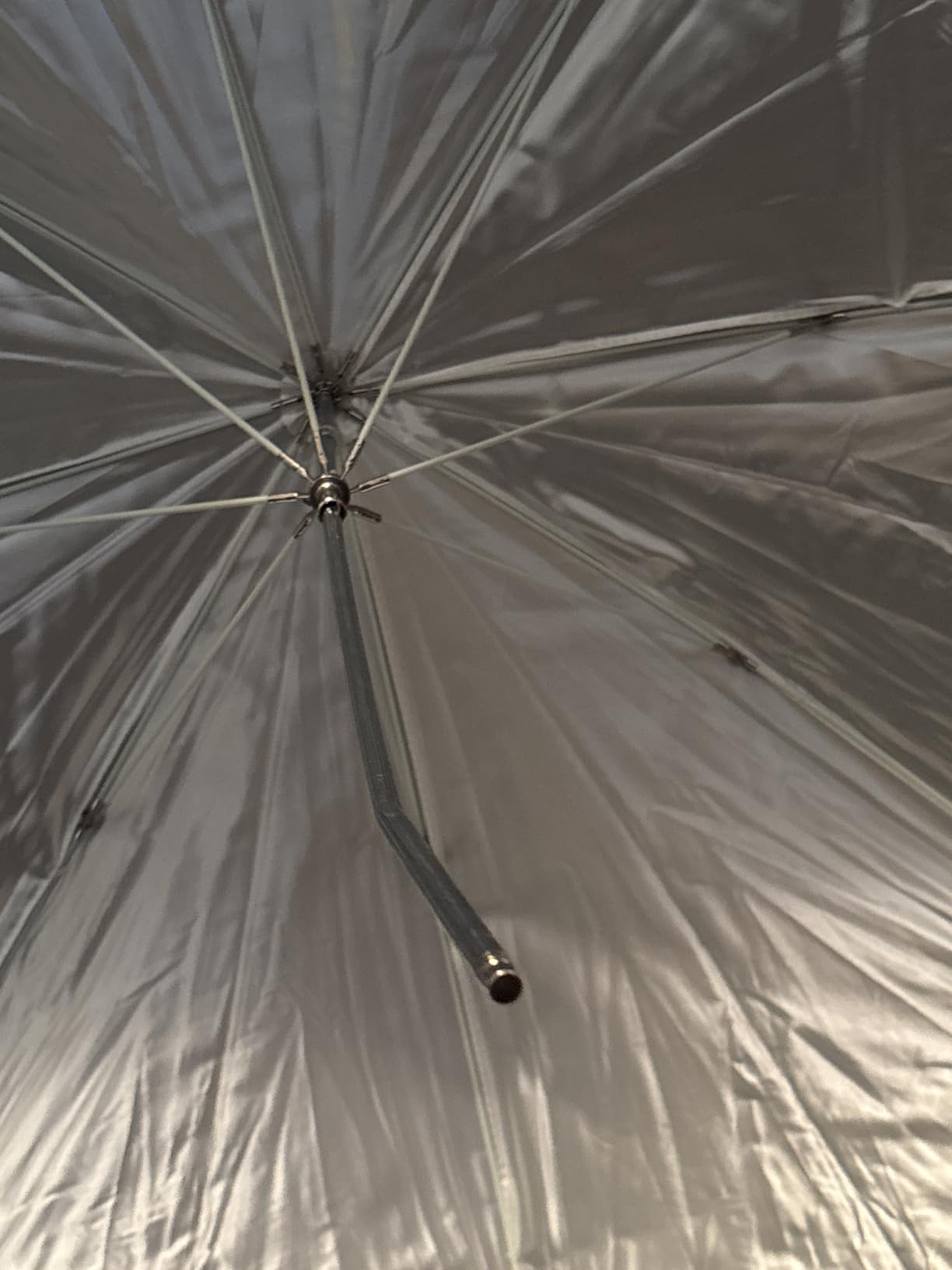 Westcott 45 Optical White Satin Convertible Umbrella with Black Cover, Removable Black Cover, Fiberglass Ribs, Steel 8mm Shaft, 1-Stop Diffusion customer photo 2