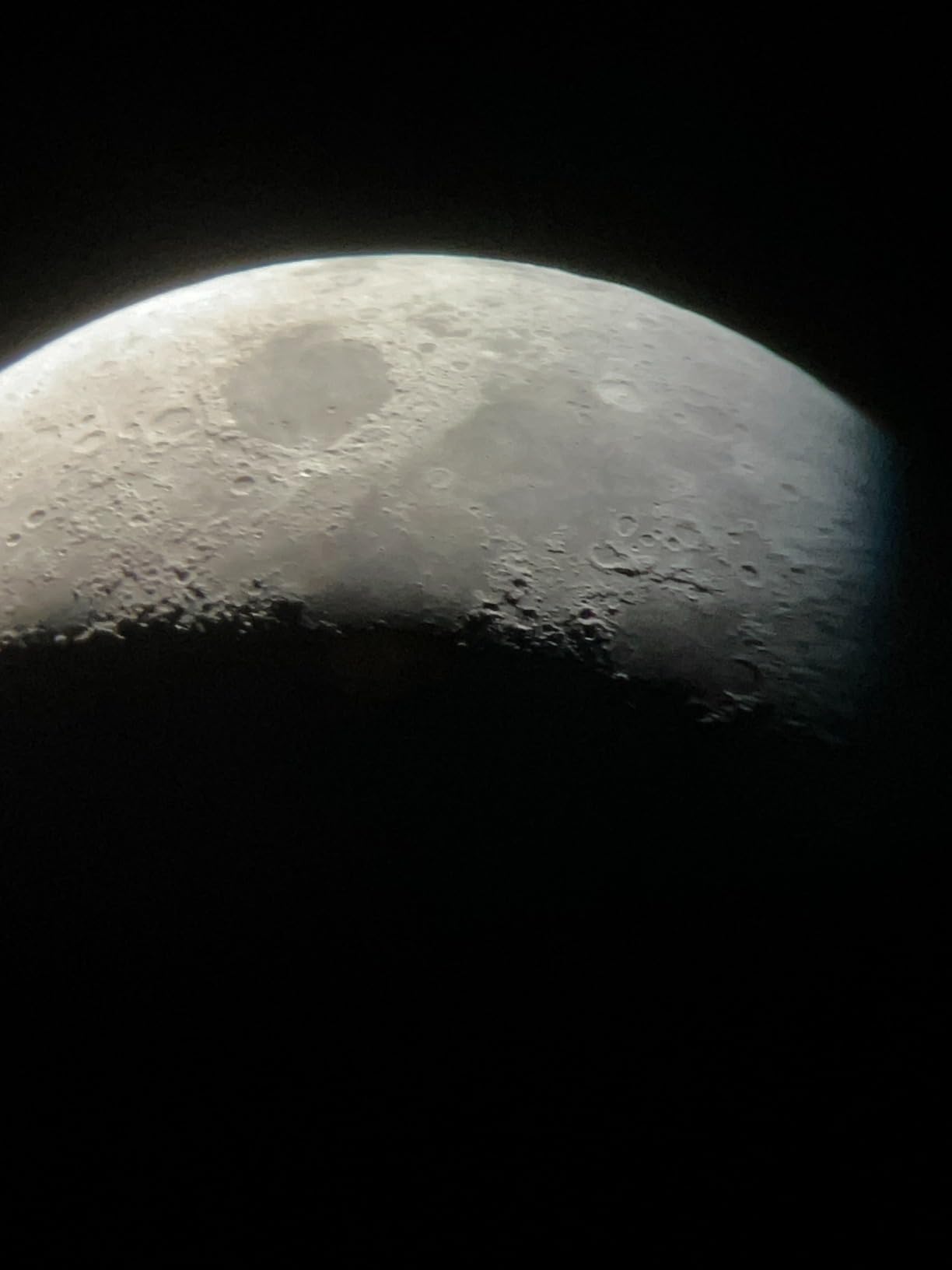 Celestron AstroMaster 130EQ Telescope - Large 130mm Optics, German Equatorial Mount, Solar Filter Compatible for Eclipse Viewing customer photo 1