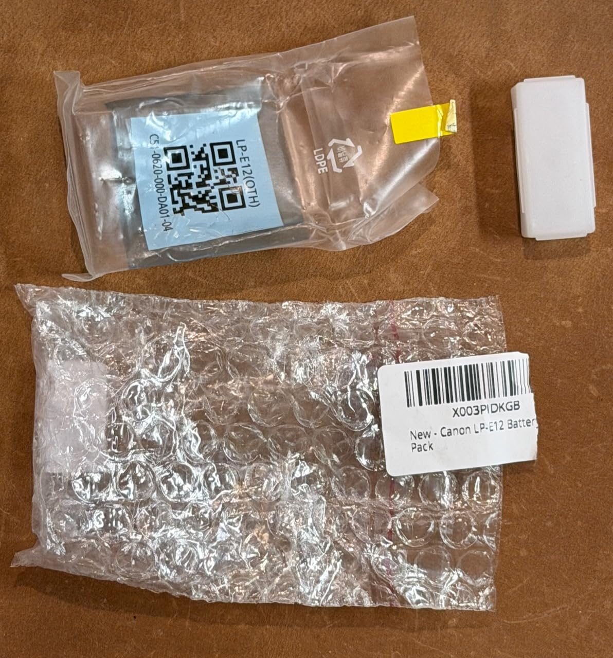 Canon Battery Pack LP-E12 | Lithium-ion power source with 7.2V output and 875mAh capacity customer photo 2
