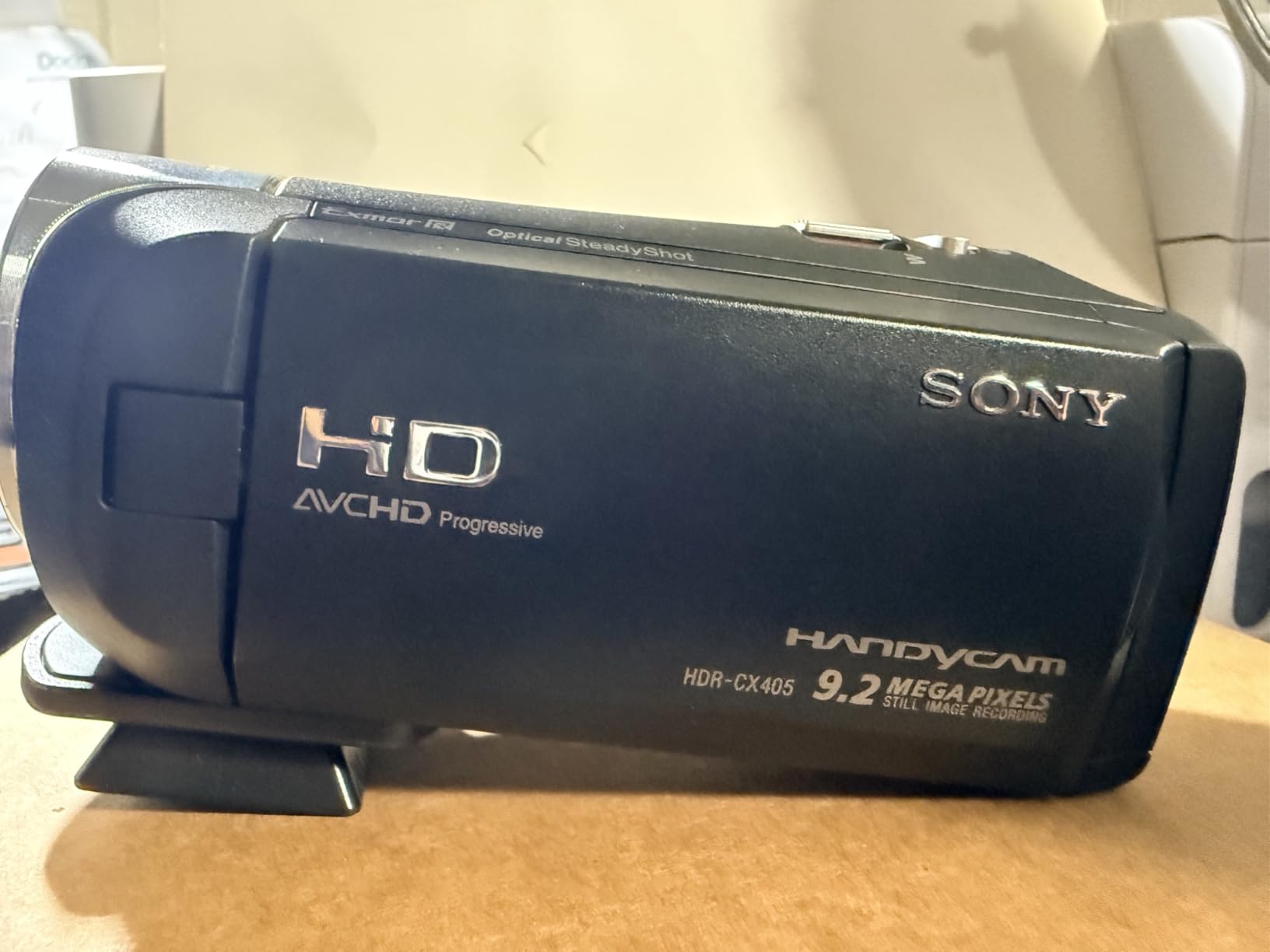 Sony - HDRCX405 HD Video Recording Handycam Camcorder (black) customer photo 1