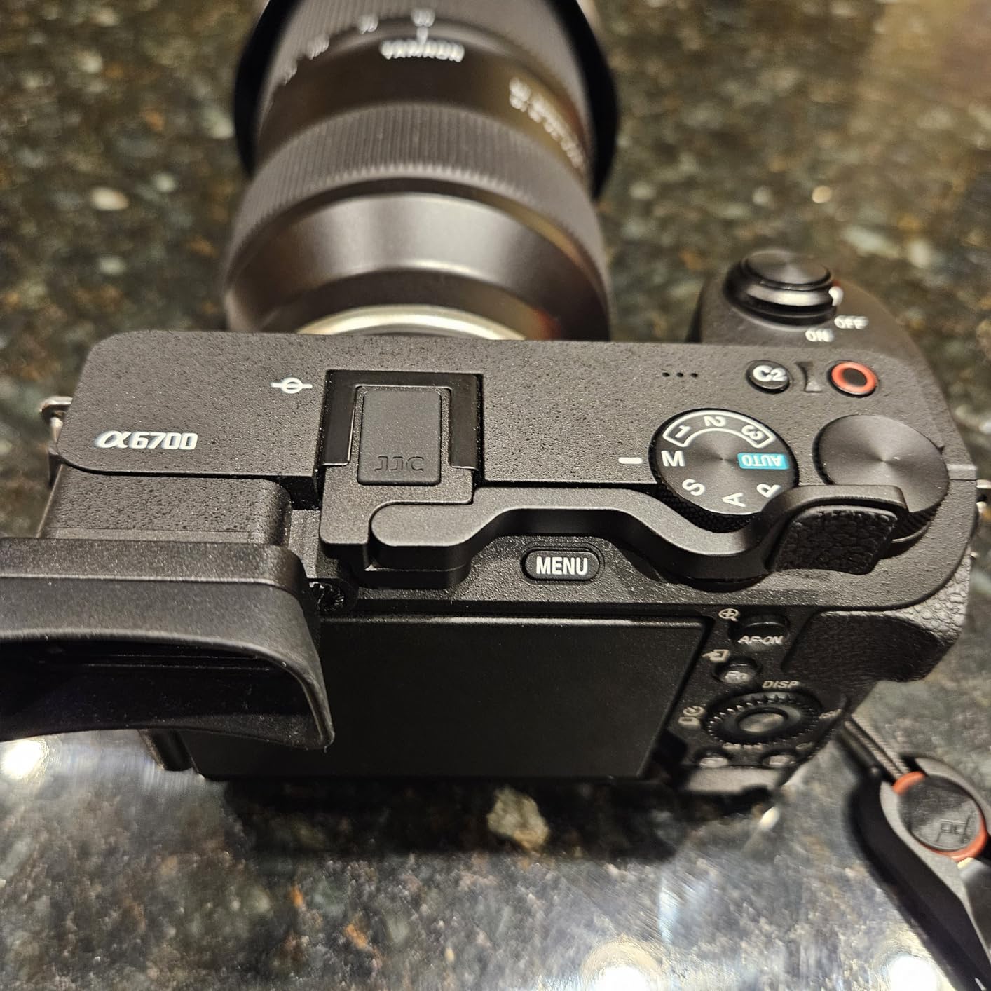 X100VI Metal Thumb Up Grip for Fujifilm X100VI XE4 XE3 X100V X100F X100T Aluminum Alloy Thumb Rest Support, with Silicone Pad, Not Affected The Use of Thumb Wheel customer photo 2