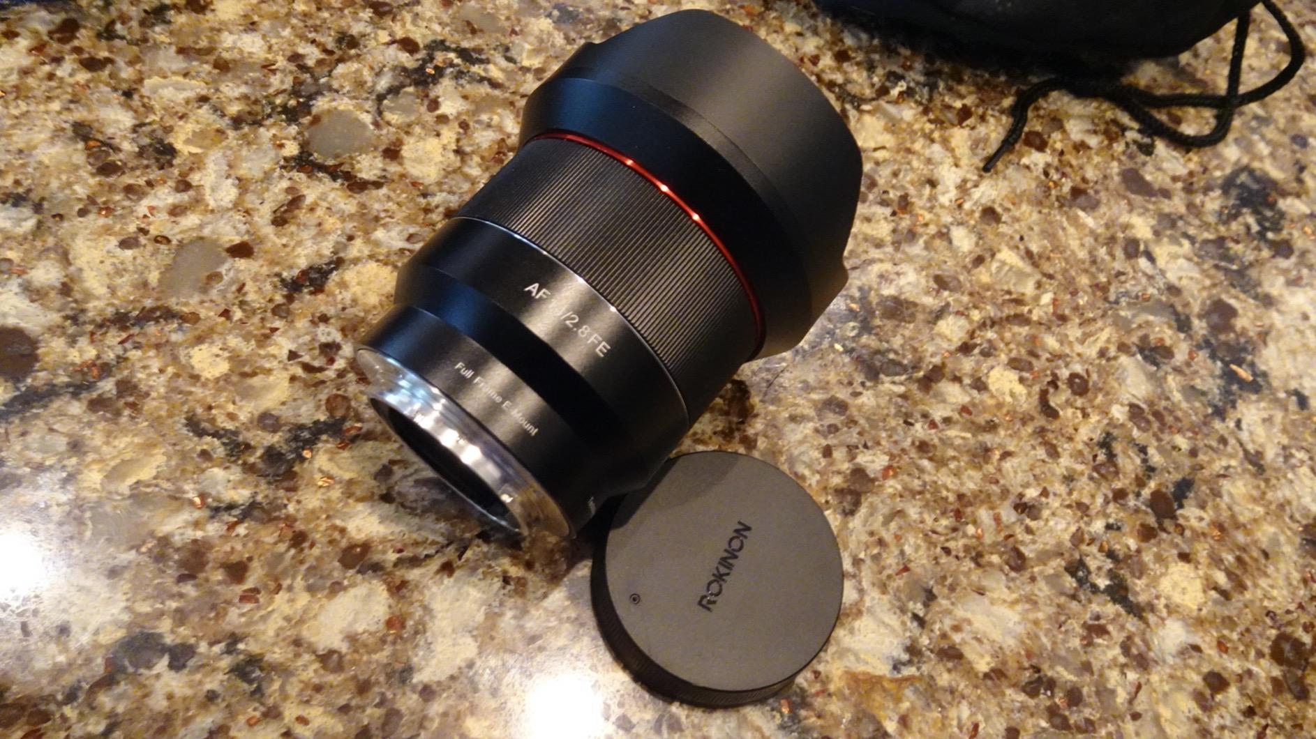 Rokinon 14mm F2.8 AF Wide Angle, Full Frame Auto Focus Lens for Sony E Mount customer photo 1