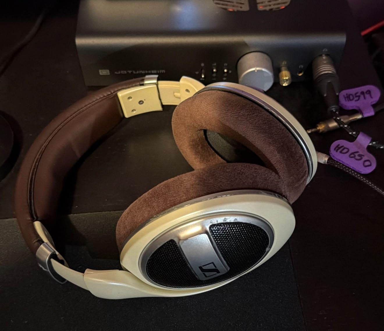 Sennheiser HD 599 Open Back Headphone, Ivory customer photo 2