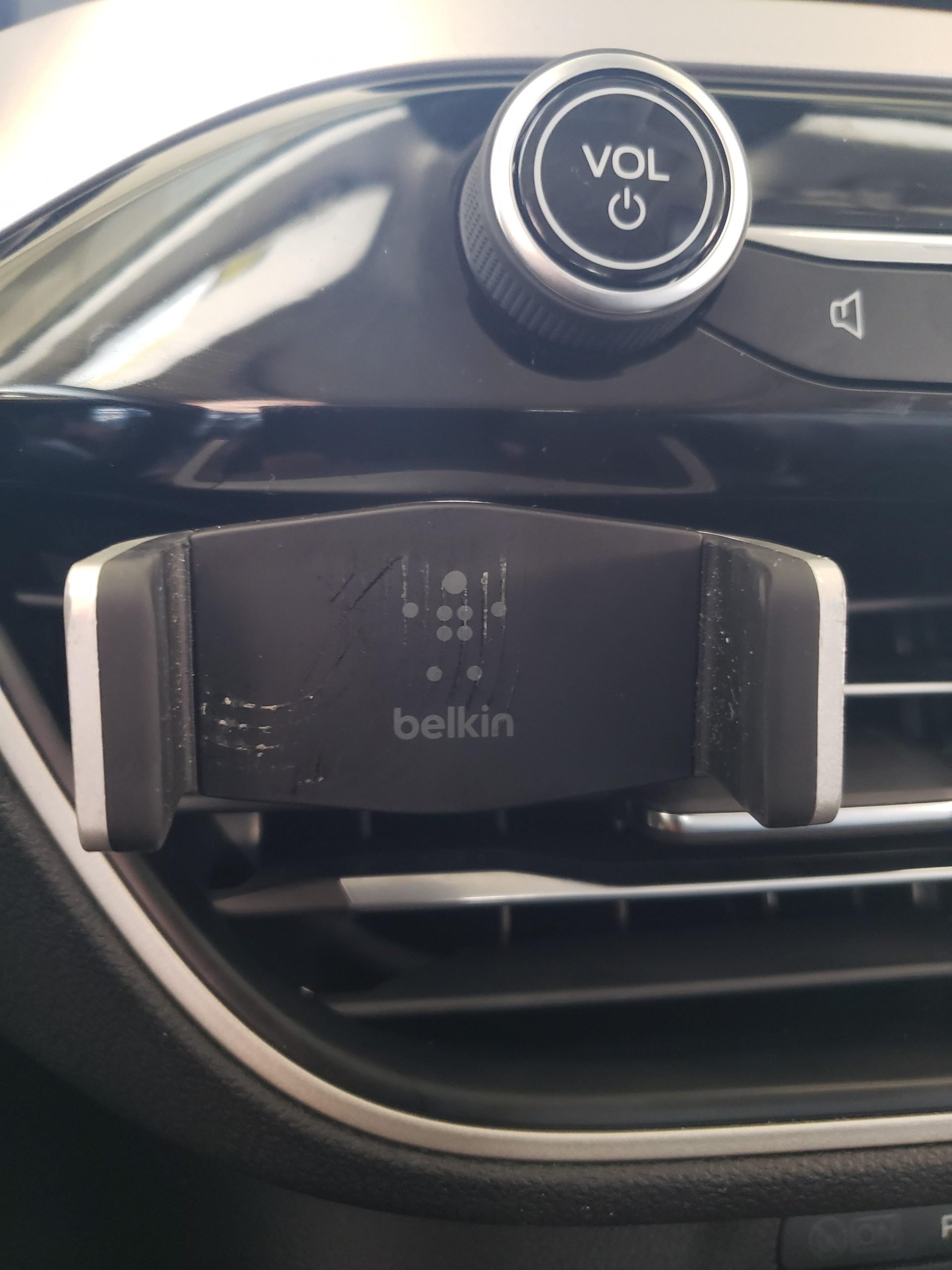 Belkin Car Vent Mount, Black and Silver, Phone Stand for iPhones, Samsungs, LGs & Most Smartphones, Adjustable to Fit 5.5-Inch Screens | air vent car mount, black and silver customer photo 1