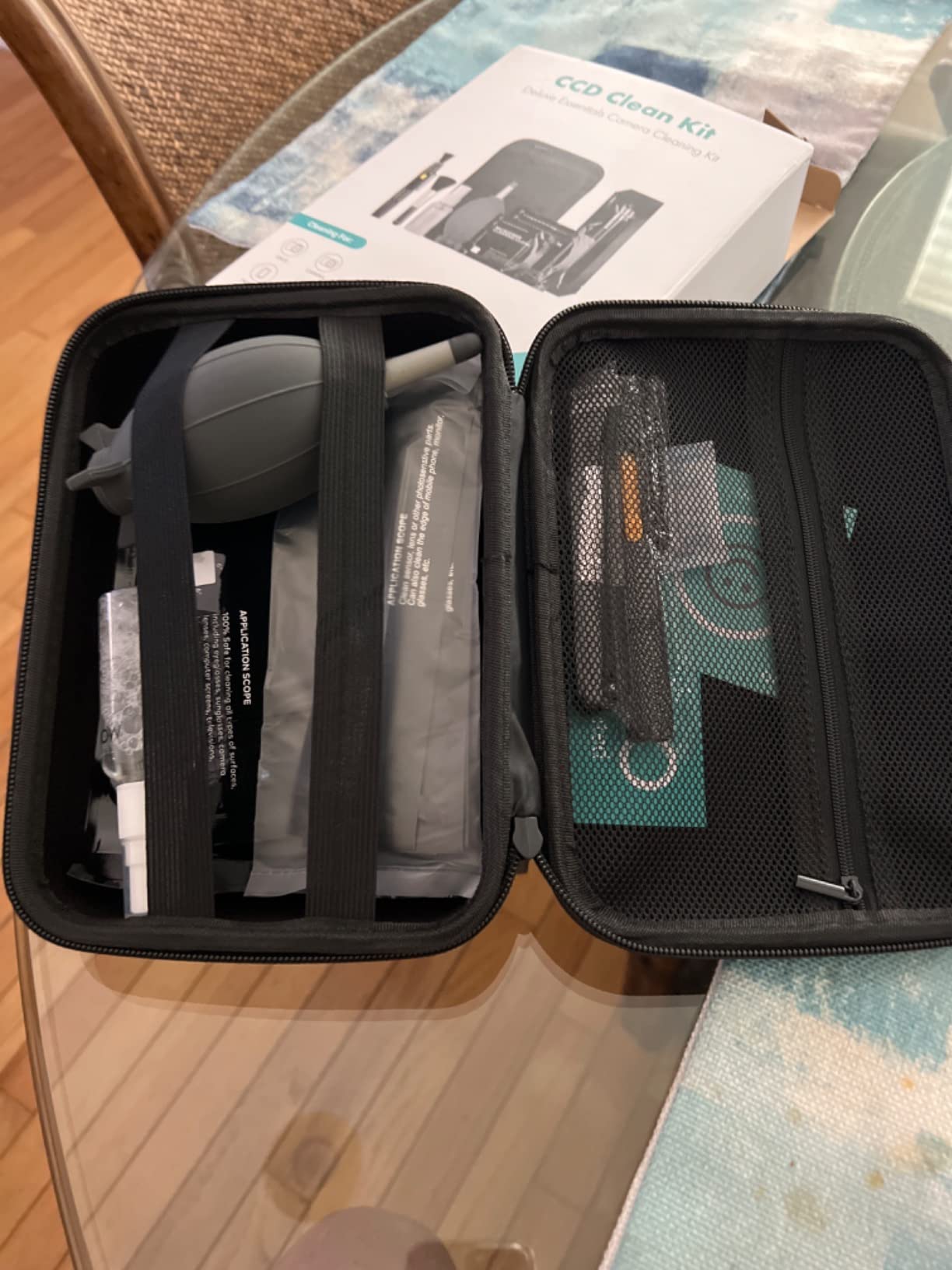 Movo Deluxe Essentials DSLR Camera Cleaning Kit with 10 APS-C Cleaning Swabs, Sensor Cleaning Fluid, Rocket Air Blower, Lens Pen, Soft Brush, 2X Small and 2X Large Microfiber Cloths and Carrying Case customer photo 1
