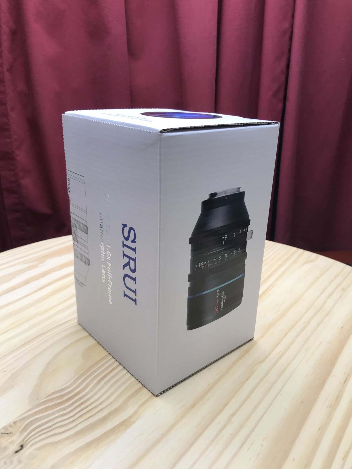 SIRUI 50mm T2.9 1.6X Full-Frame Anamorphic Cinema Lens (RF Mount) customer photo 2