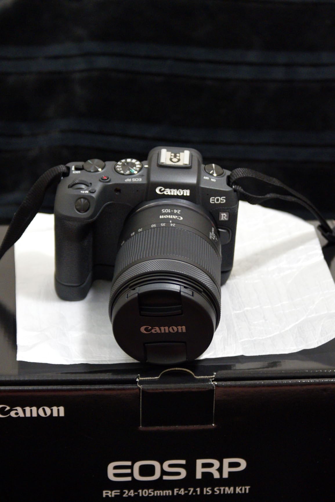 Canon Accessories Canon Extension Grip Eg-E1(Bk) | Extension grip with battery access panel for EOS RP mirrorless cameras, stability, comfort and handling customer photo 2
