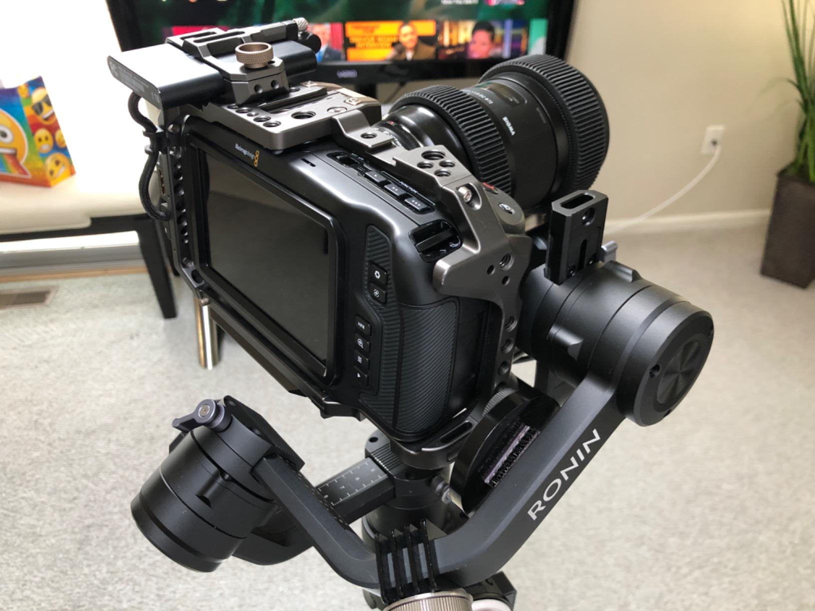 Tilta Camera Cage for BMPCC 4K 6K TA-T01-B-G Basic Kit SSD Drive Holder Top Handle for BMPCC 6K Camera Rig (Tilta Gray) customer photo 2