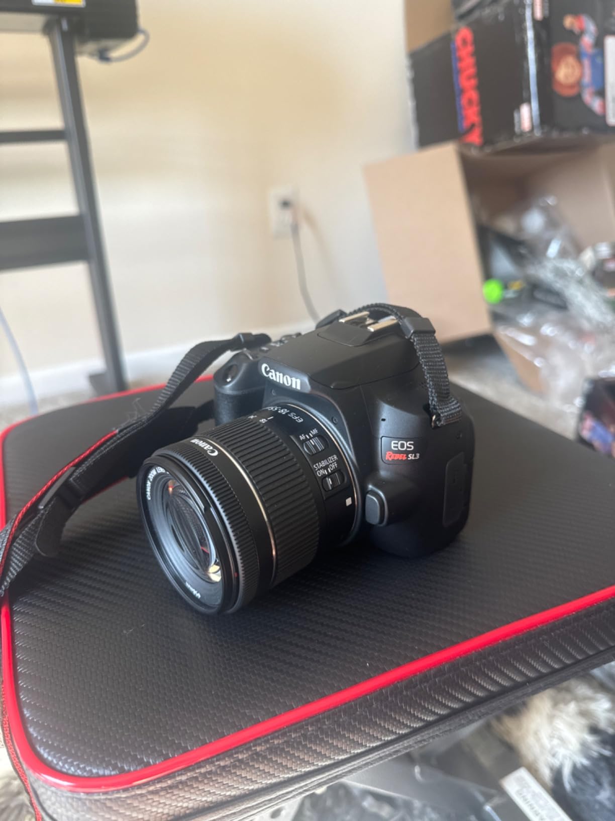 Canon EOS Rebel SL3 Digital SLR Camera with EF-S 18-55mm Lens kit, Built-in Wi-Fi, Dual Pixel CMOS AF and 3.0 Inch Vari-Angle Touch Screen, Black customer photo 2