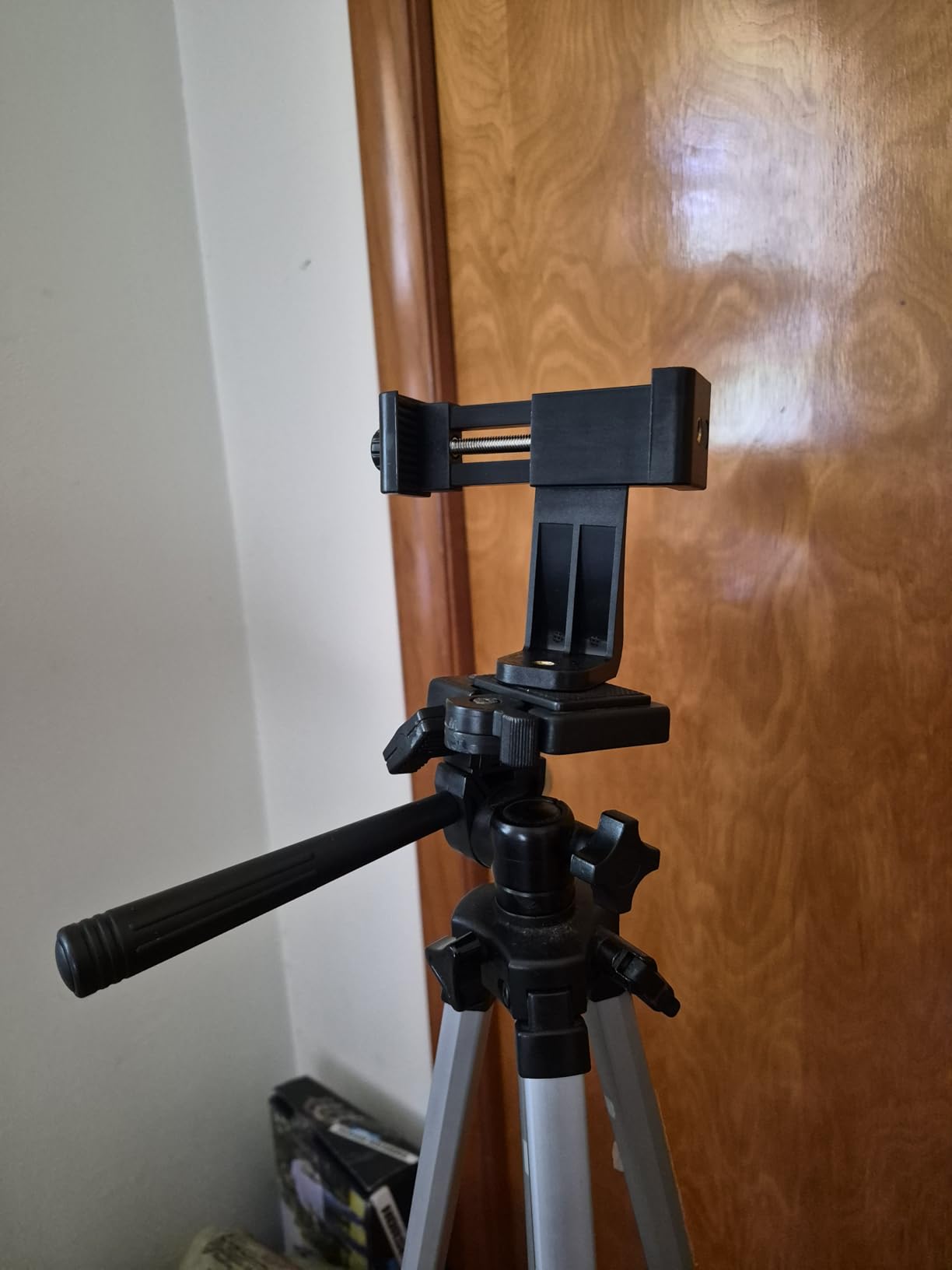 SharingMoment Premium Smartphone Holder/Vertical and Horizontal Tripod Mount Adapter Rotatable Bracket with 1/4 inch Screw/Adjustable Clip for iPhone, Android Cell Phone, Selfie Stick, Camera Stand customer photo 1