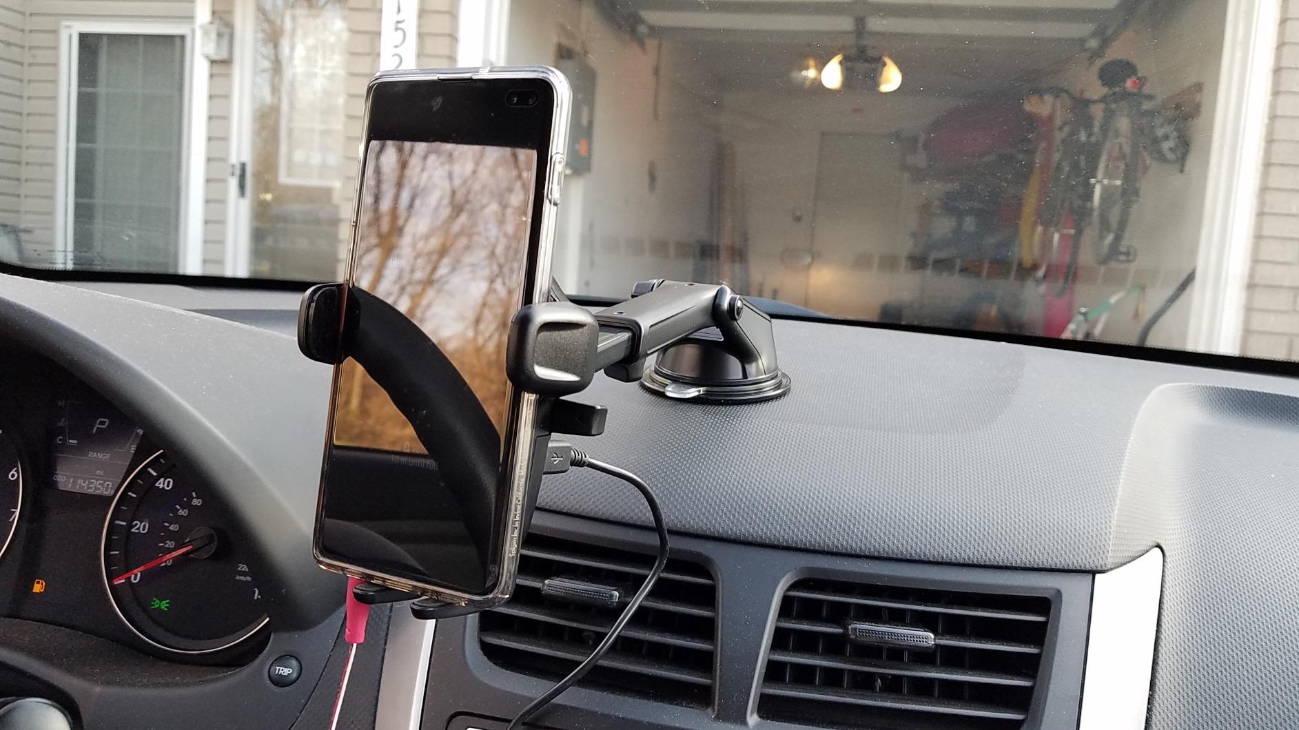 iOttie Car Charger Easy One Touch Wireless 2 Qi Charging Dashboard Phone Mount for iPhone, Samsung Galaxy, Huawei, LG, Smartphones customer photo 2