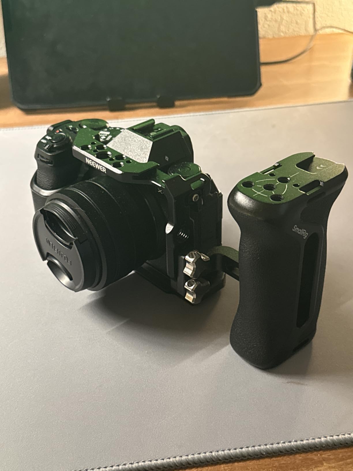 SmallRig Aluminum Side Handle with 1/4
