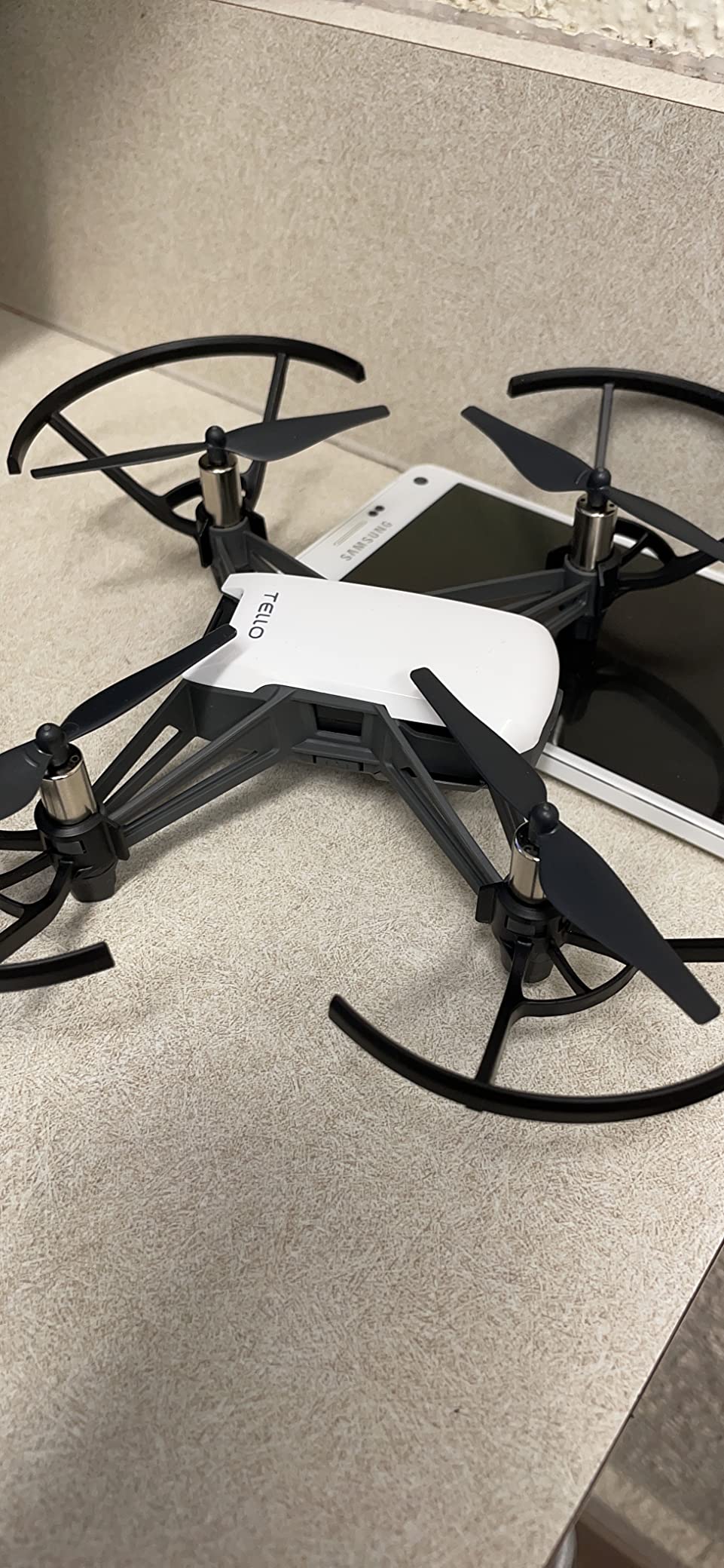 TELLO Quadcopter Drone (Renewed) customer photo 1