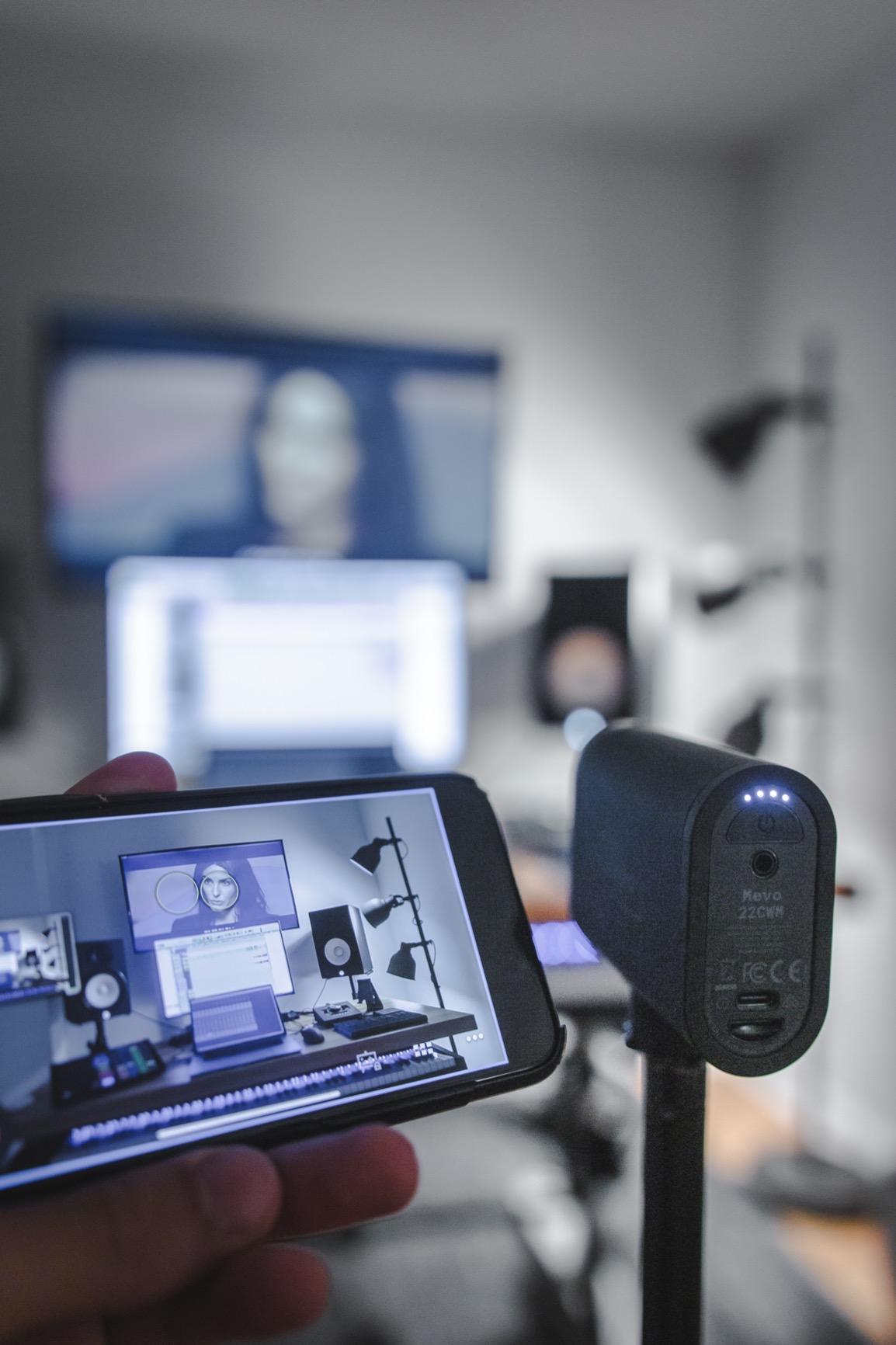 Logitech for Creators Mevo Start Wireless Live Streaming Camera - Black customer photo 2