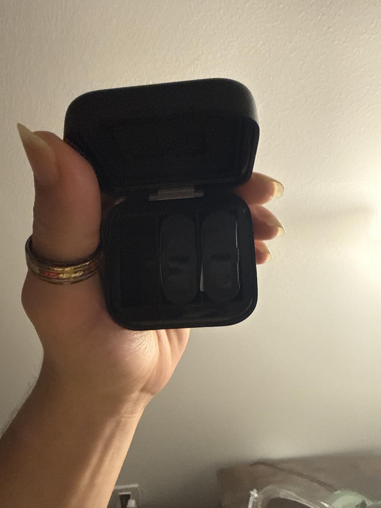 TELESIN 2 Batteries + Triple-Slot Charger for GoPro Hero 12/11/10/9 - Compact USB-C charging case customer photo 2