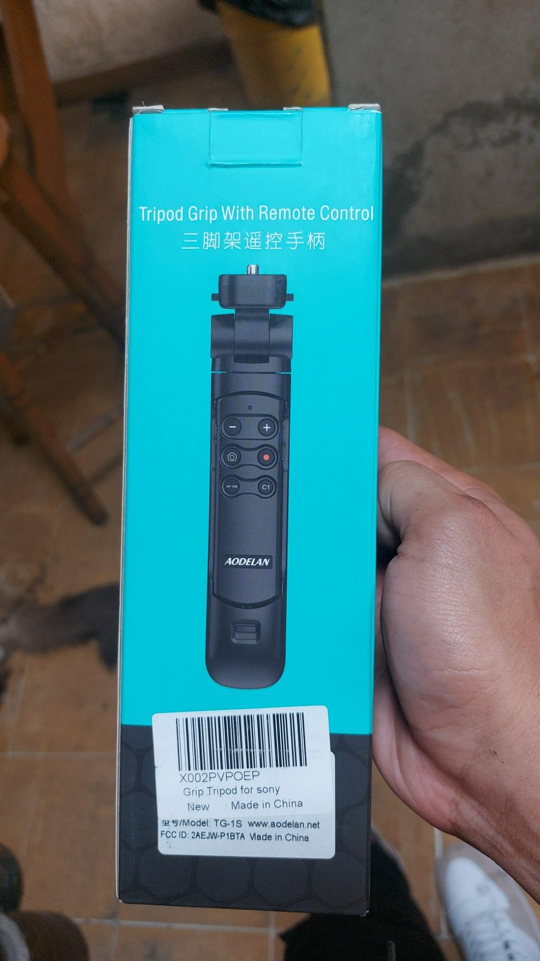 AODELAN Wireless Shooting Grip Tripod with Remote Control for Vlogging, for Sony ZV-E10, ZV-1F, ZV-E10 II, a6100, a6400, a6600, a7 III, a7R III, a7R IV, a9, a9 II, Replace Sony GP-VPT2BT customer photo 1