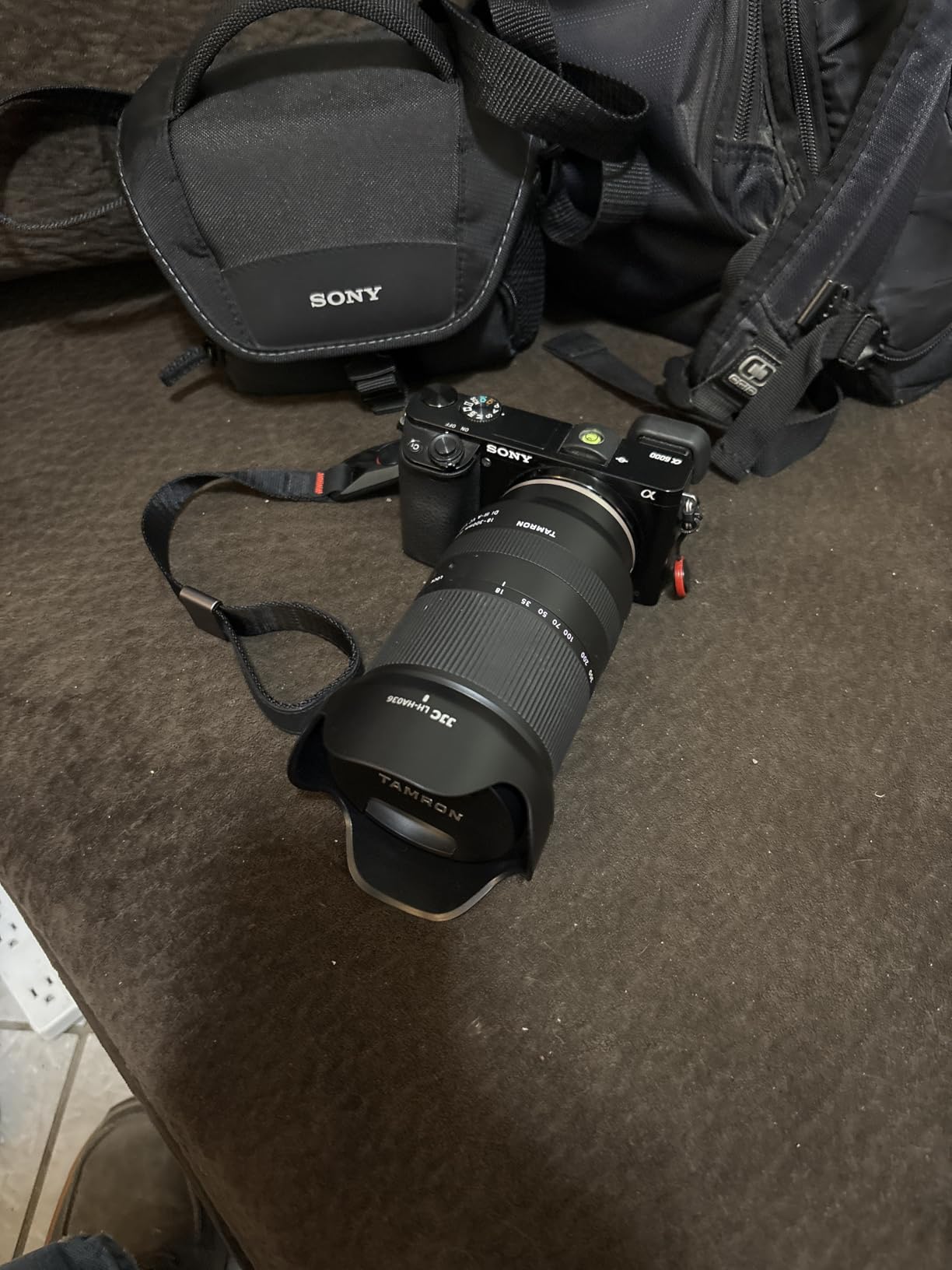 Tamron 18-300mm F/3.5-6.3 Di III-A VC VXD Lens for Sony E APS-C Mirrorless Cameras (Black) customer photo 2