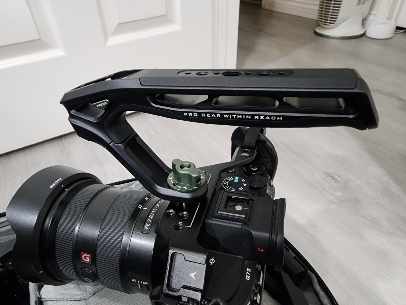 Xeno Top Handle for Filmmakers & Cameras - Black | Aluminum Alloy and Silicone Build | 1/4