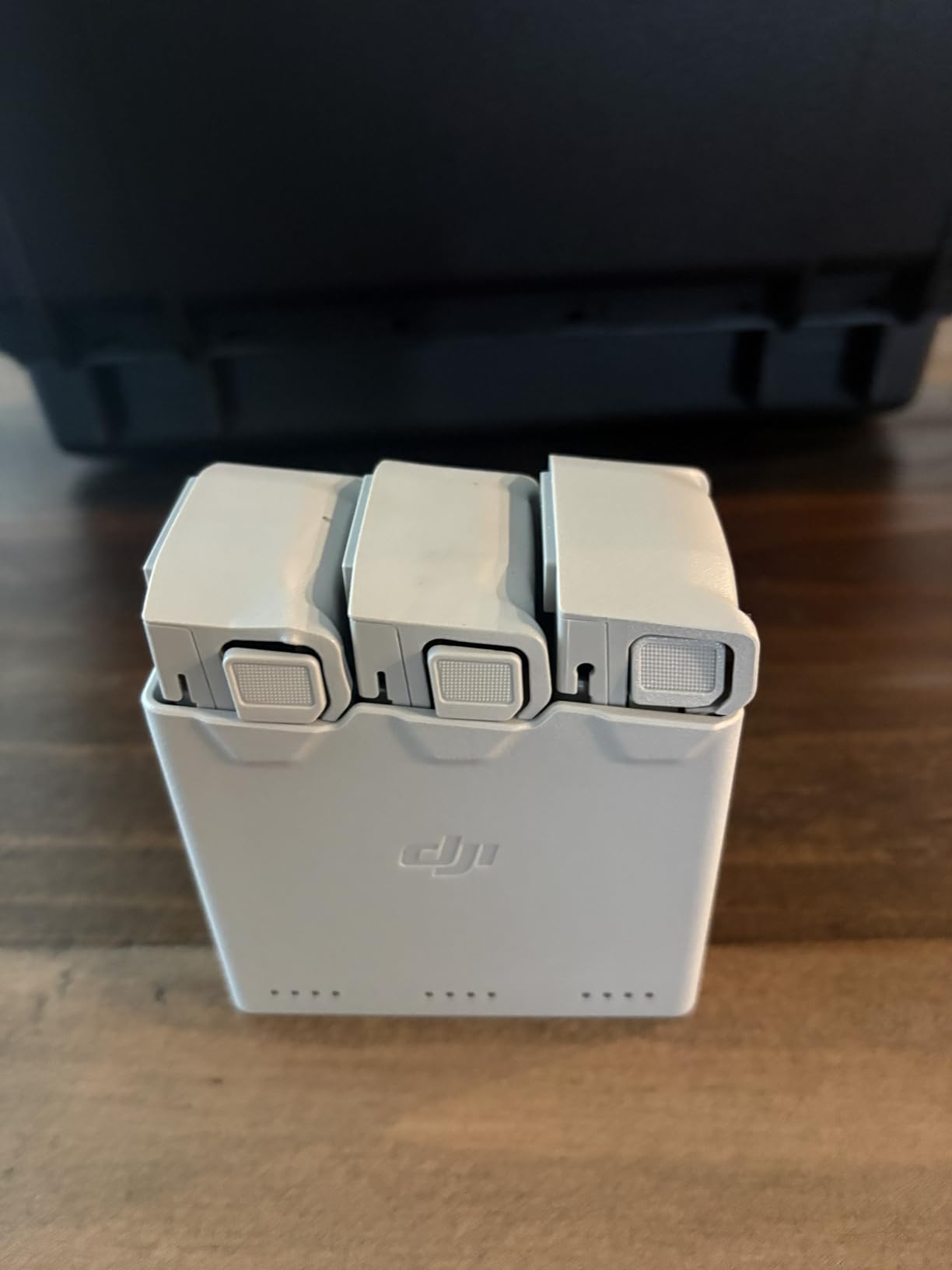 DJI 30W USB-C Two-Way Charging Hub for Mini 3 Pro Batteries customer photo 1