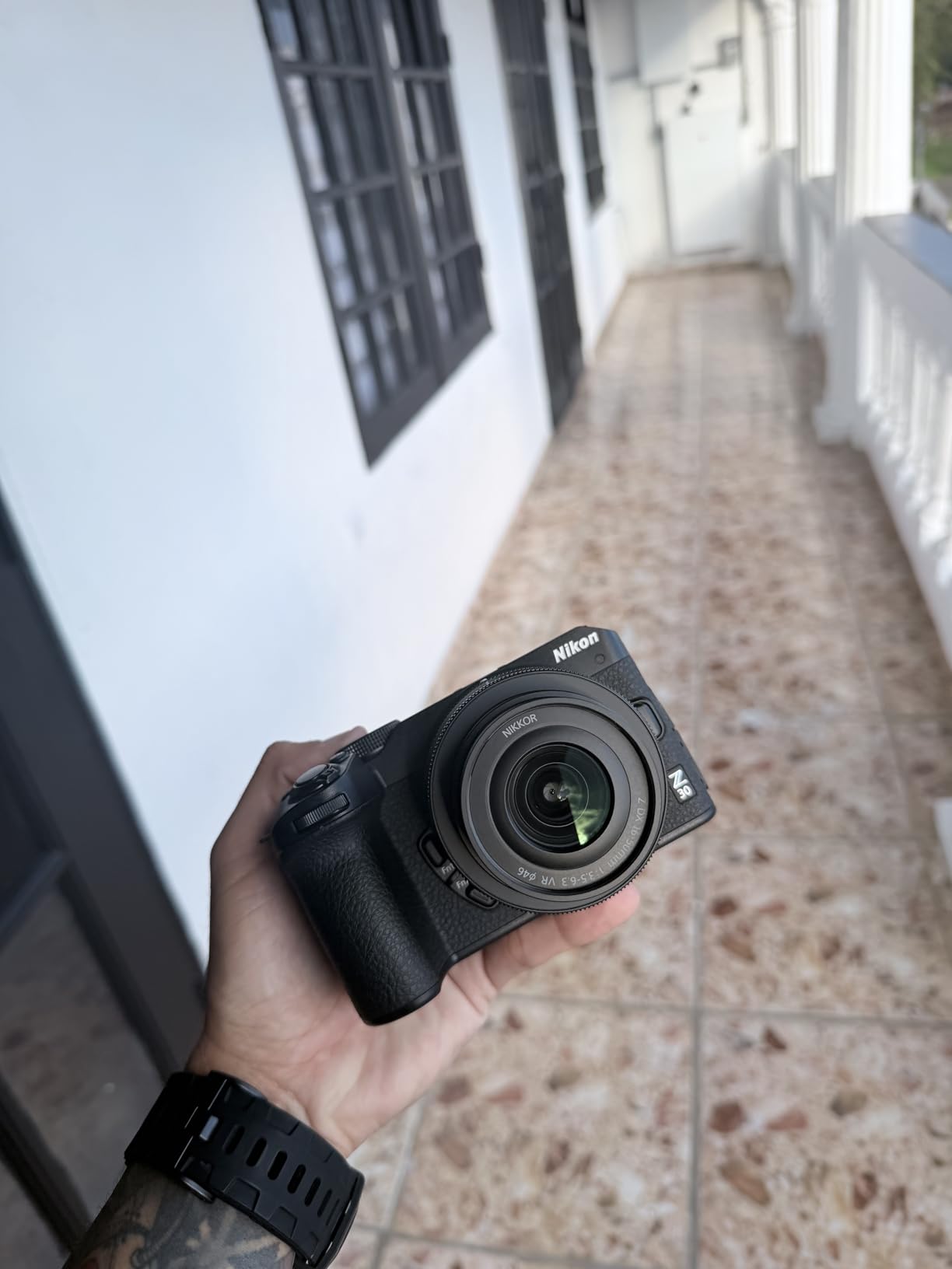 Nikon Z 30 with Wide-Angle Zoom Lens | Compact, lightweight mirrorless stills/video camera with 16-50mm zoom lens | Nikon USA Model | 20.9MP DX Sensor, 4K/30p and Full HD 120p, Vari-Angle Touchscreen, NIKKOR Z DX 16-50mm f/3.5-6.3 VR Lens customer photo 1