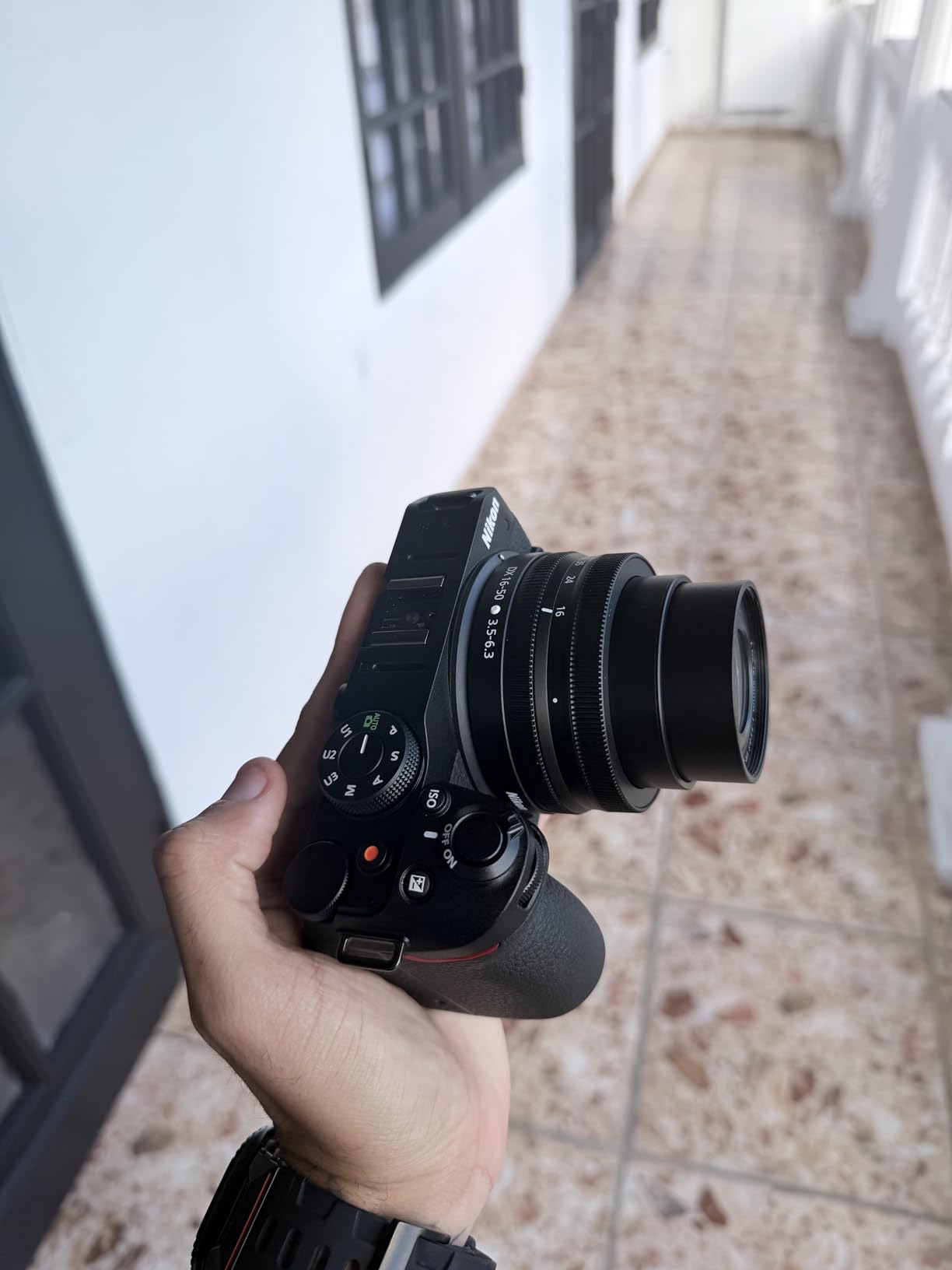 Nikon Z 30 with Wide-Angle Zoom Lens | Compact, lightweight mirrorless stills/video camera with 16-50mm zoom lens | Nikon USA Model | 20.9MP DX Sensor, 4K/30p and Full HD 120p, Vari-Angle Touchscreen, NIKKOR Z DX 16-50mm f/3.5-6.3 VR Lens customer photo 2