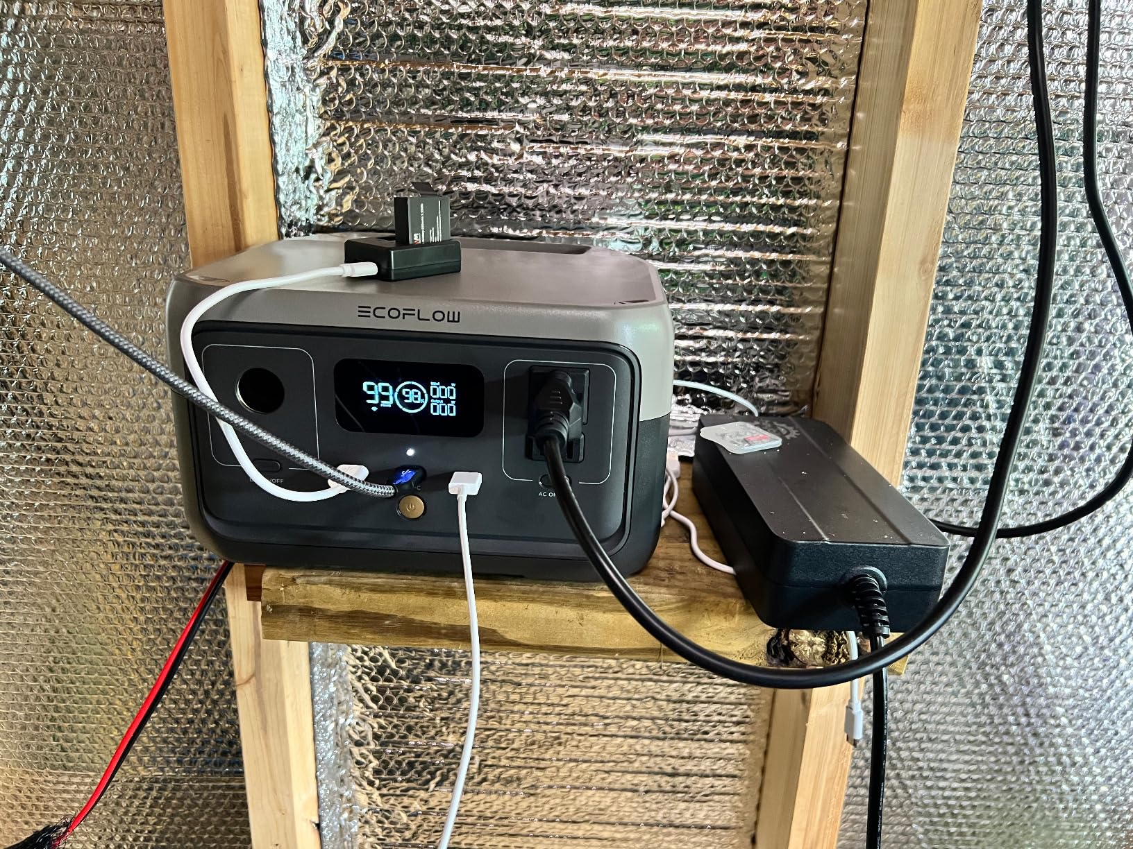 EF ECOFLOW Portable Power Station RIVER 2, 256Wh 300W customer photo 2