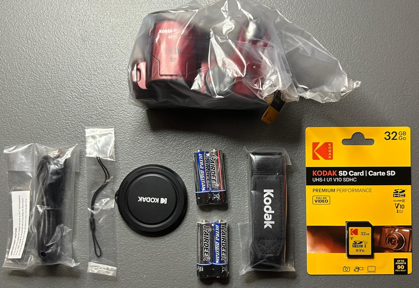 KODAK PIXPRO AZ255 16MP Digital Camera, 25x Optical Zoom, AA, OIS, White | 1080p Full HD Video, 24mm Wide Angle Lens, 3 Inch LCD, Bridge Camera, Wildlife and Travel Photography, SD Card customer photo 2