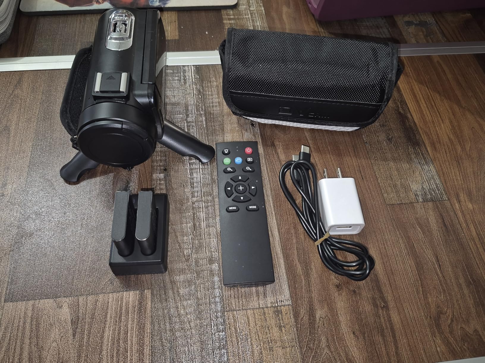VETEK Video Camera 8k Camcorder 48MP UHD WiFi IR Night Vision Vlogging Camera for YouTube, 18X Digital Zoom 3.0