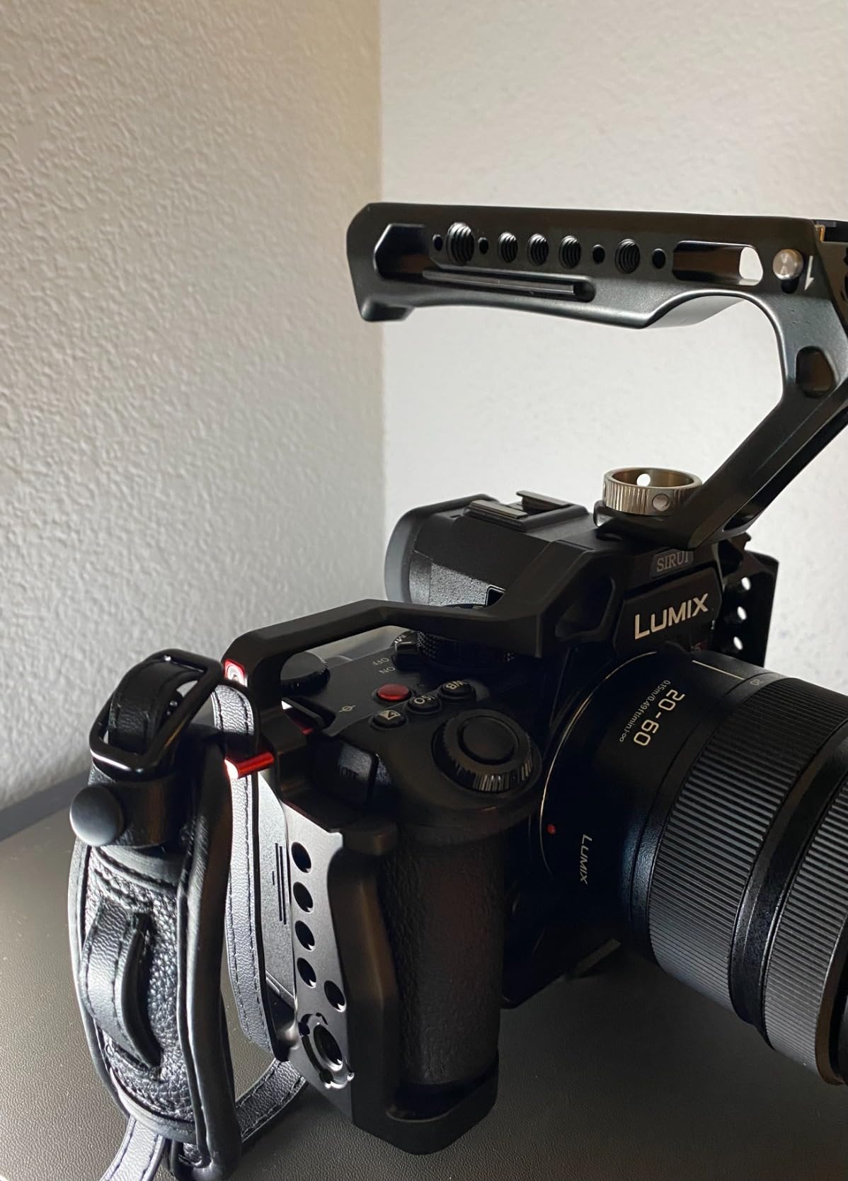 SIRUI S5II S5IIX G9 II Camera Cage with Top Handle, Full Cage for Panasonic LUMIX S5II S5IIX G9 II with Built-in Plate for Arca, NATO Rail, Cold Shoe, Multi Threads, Wrist Strap customer photo 1