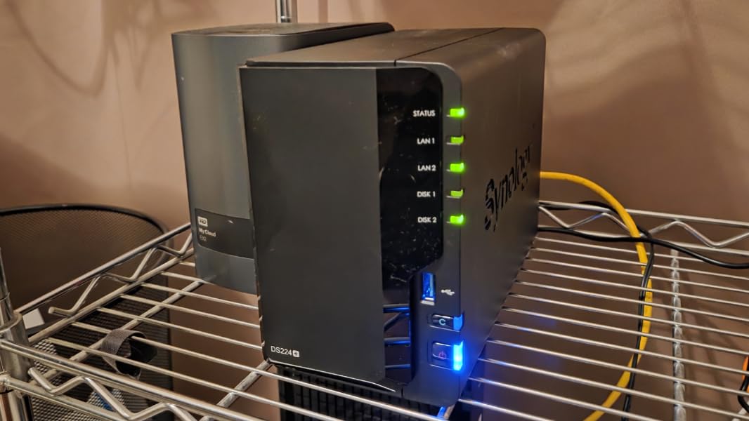 Synology DS124 Personal Backup & File Hub - Protect Photos, Secure Home Surveillance (1-Bay Diskless NAS) customer photo 2