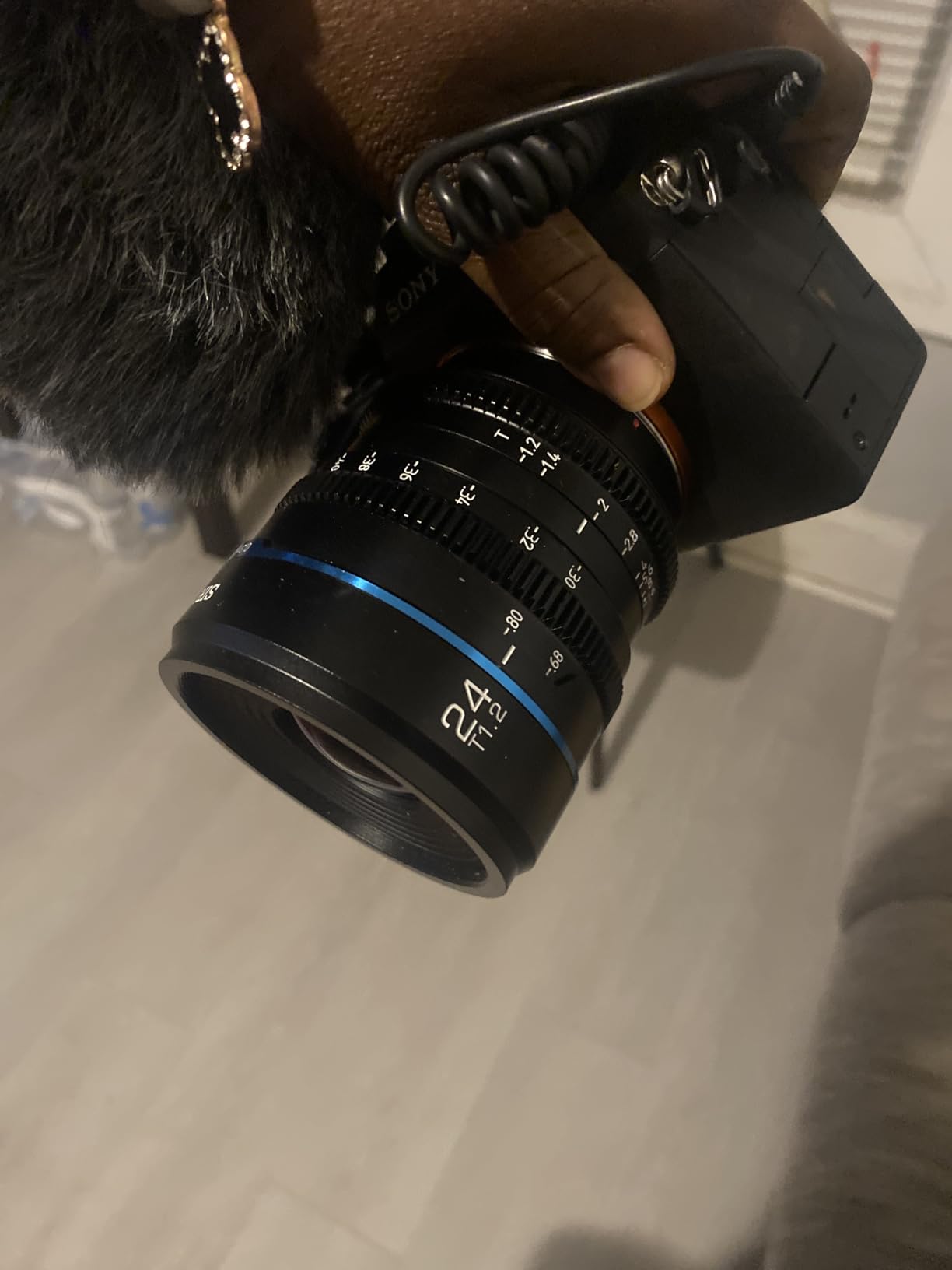 SIRUI Night Walker 35mm T1.2 S35 Manual Focus Cine Lens for Sony E-Mount customer photo 1