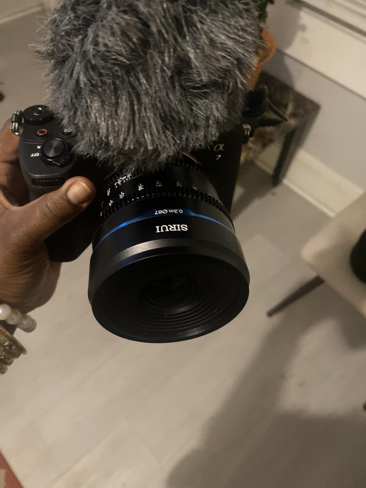 SIRUI Night Walker 35mm T1.2 S35 Manual Focus Cine Lens for Sony E-Mount customer photo 2