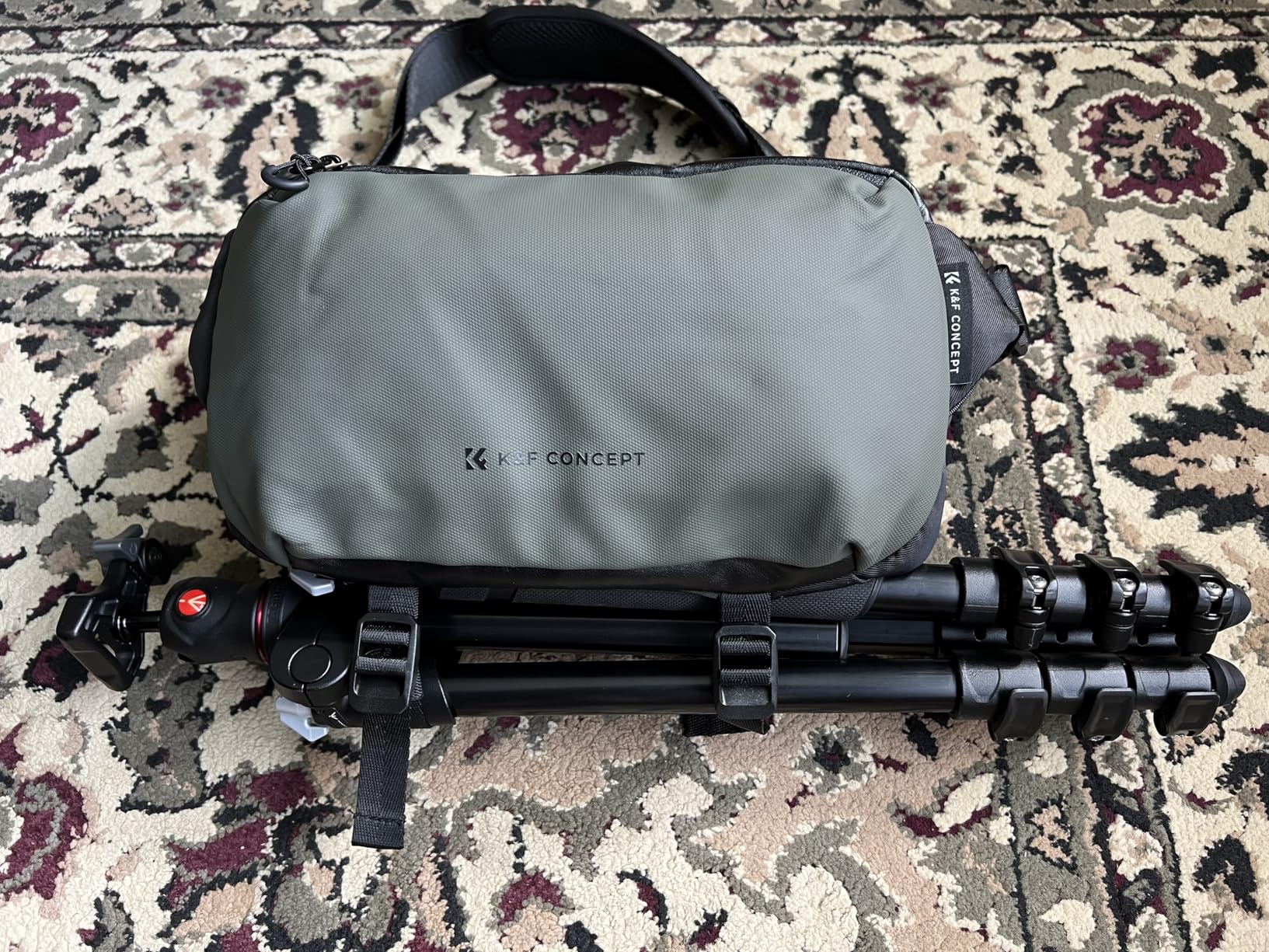 K&F CONCEPT Camera Sling Bag, Everyday Shoulder Crossbody Bag | Multifunction Photography Portable Bag, DSLR/SLR/Mirrorless Camera Case, Compatible for Canon/Nikon/Sony, BS01 customer photo 1