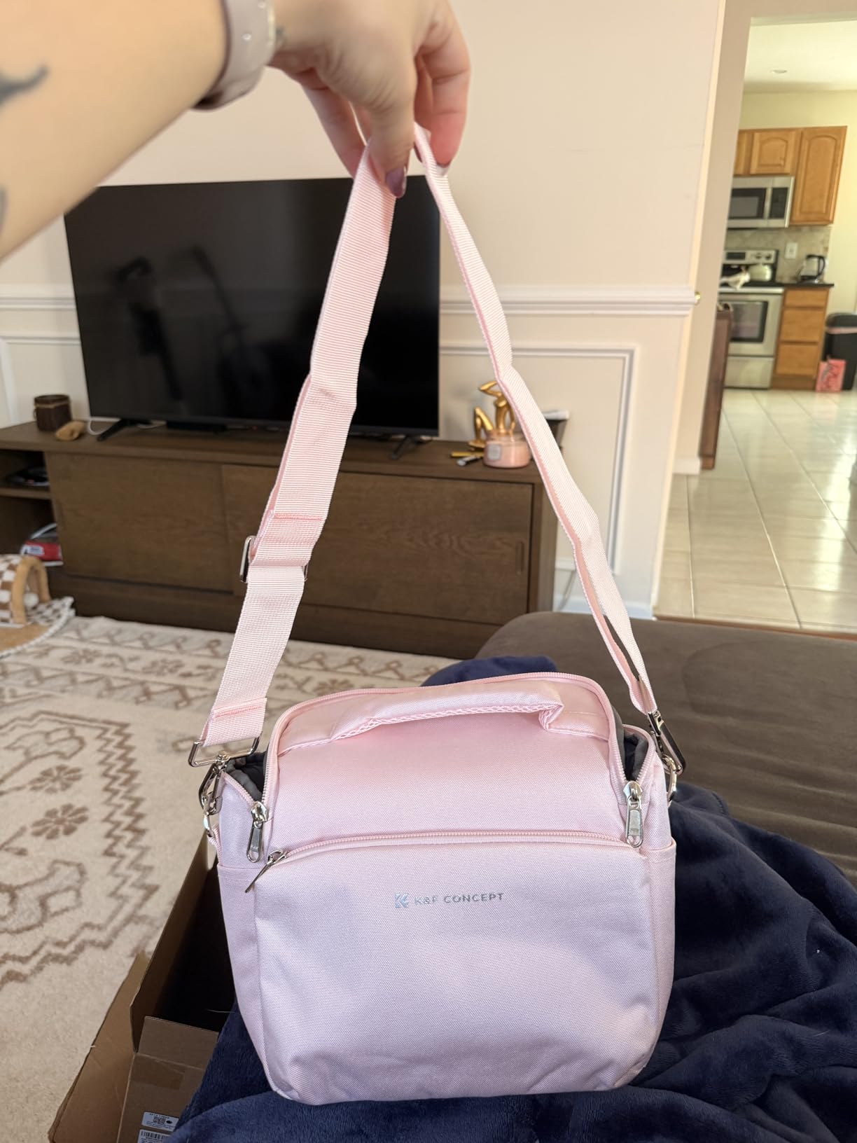 K&F CONCEPT Camera Sling Bag Small Crossbody Camera Case DSLR/SLR/Cute Compact Shoulder Photography Bags for Photographers customer photo 2