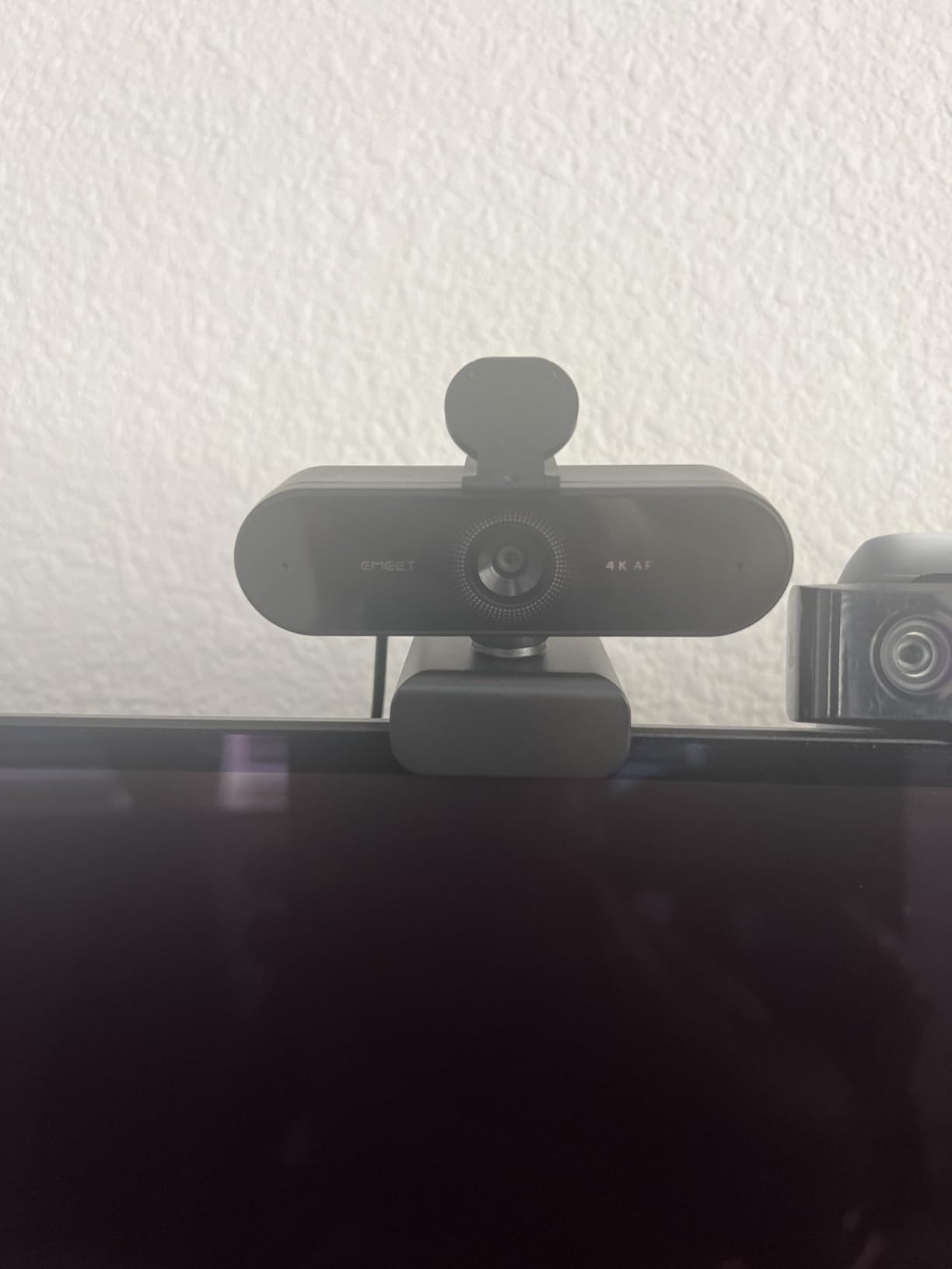 EMEET NOVA 4K Webcam for PC, Ultra 4K HD, PDAF Autofocus, Dual Omni Mics customer photo 1
