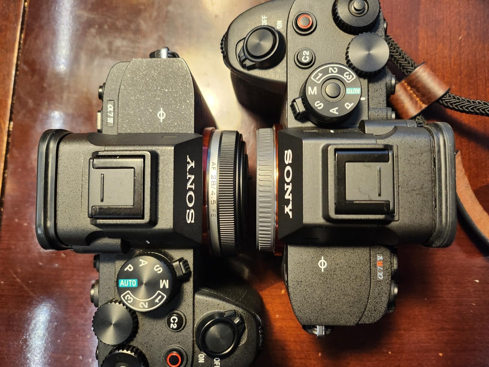 VILTROX 28mm f4.5 Pancake Lens for Sony E, Full Frame customer photo 2