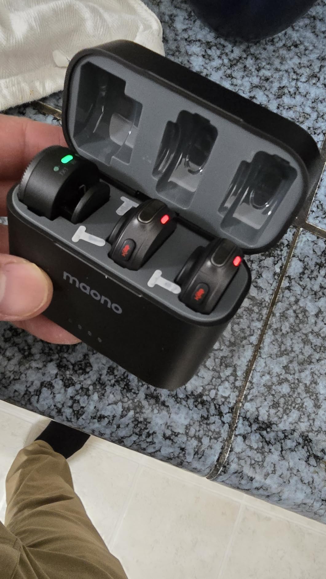 MAONO Wave T5 Wireless Lavalier Mini Microphone for iPhone Content Creators customer photo 1