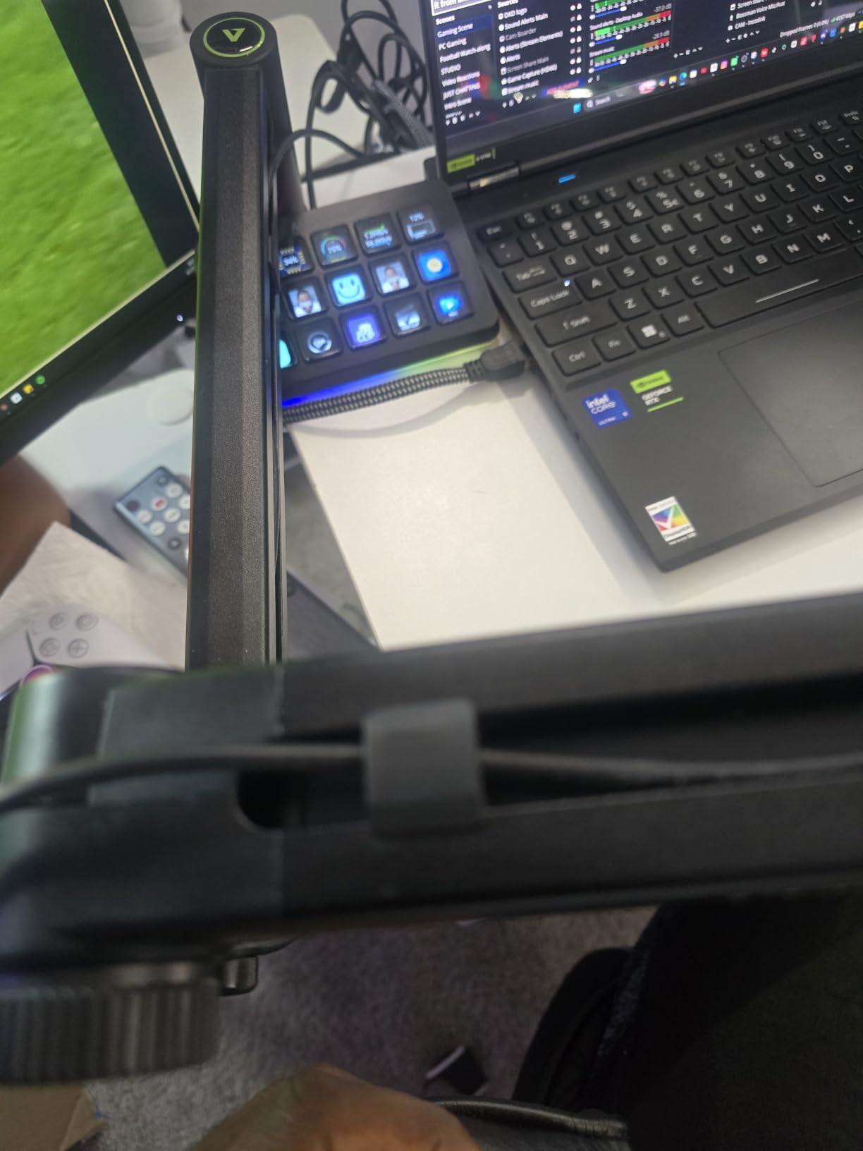 Microphone Arm, Aokeo AK-58i Desk Low Profile Mic Boom Arm Stand, Suitable For Blue Yeti, Snowball iCE, HyperX QuadCast, SoloCast, Elgato Wave, Etc customer photo 1