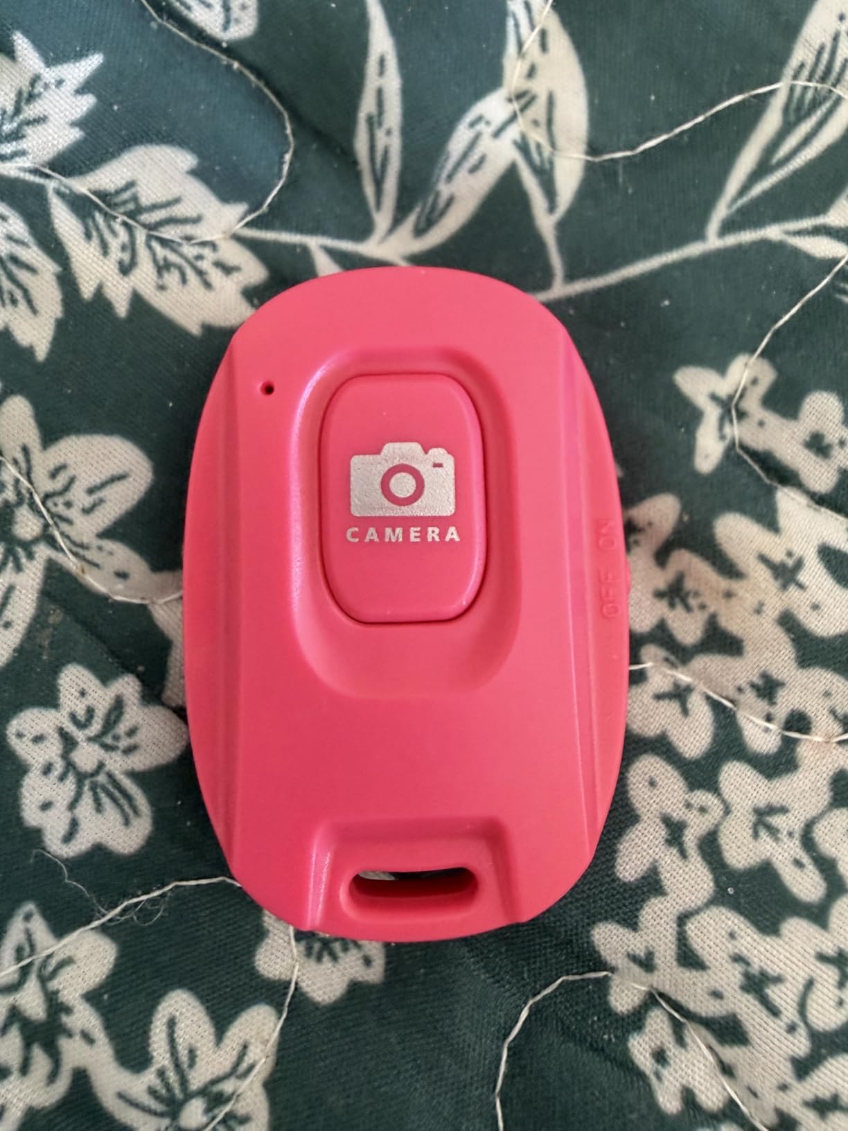 MAIRAN Rechargeable Wireless Camera Remote Shutter for Smartphones | Bluetooth Phone Remote Control, Selfie Button for Photos and Videos Charging Cable and Wrist Strap Included-Black customer photo 2