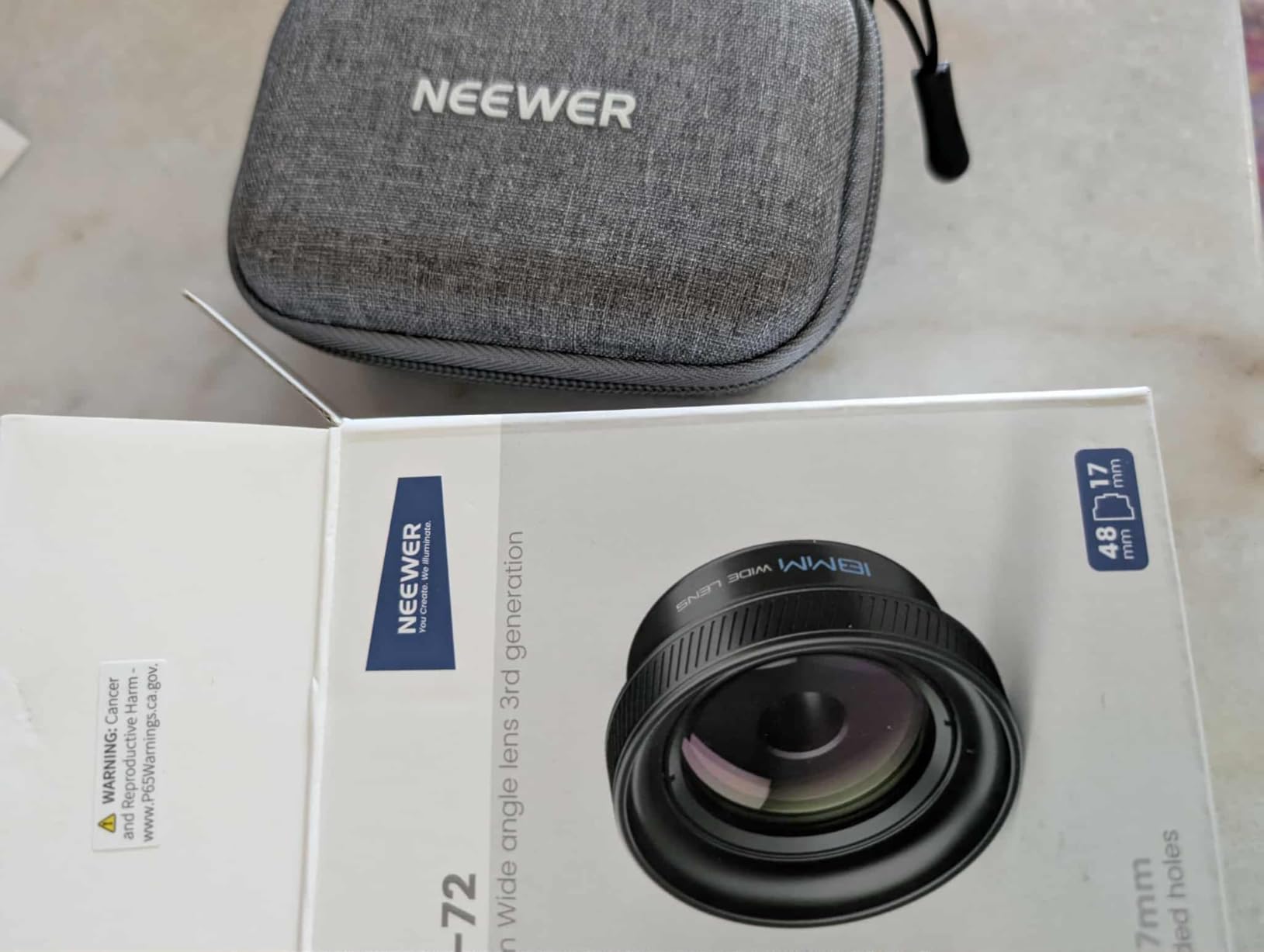NEEWER 18mm Wide Angle Lens with 17mm Threaded Phone Camera Lens Clip, 100 Degree FOV, 0.75X Magnification, 6 Elements in 5 Groups, Compatible with iPhone Android Samsung for Mobile Photography, LS-72 customer photo 2