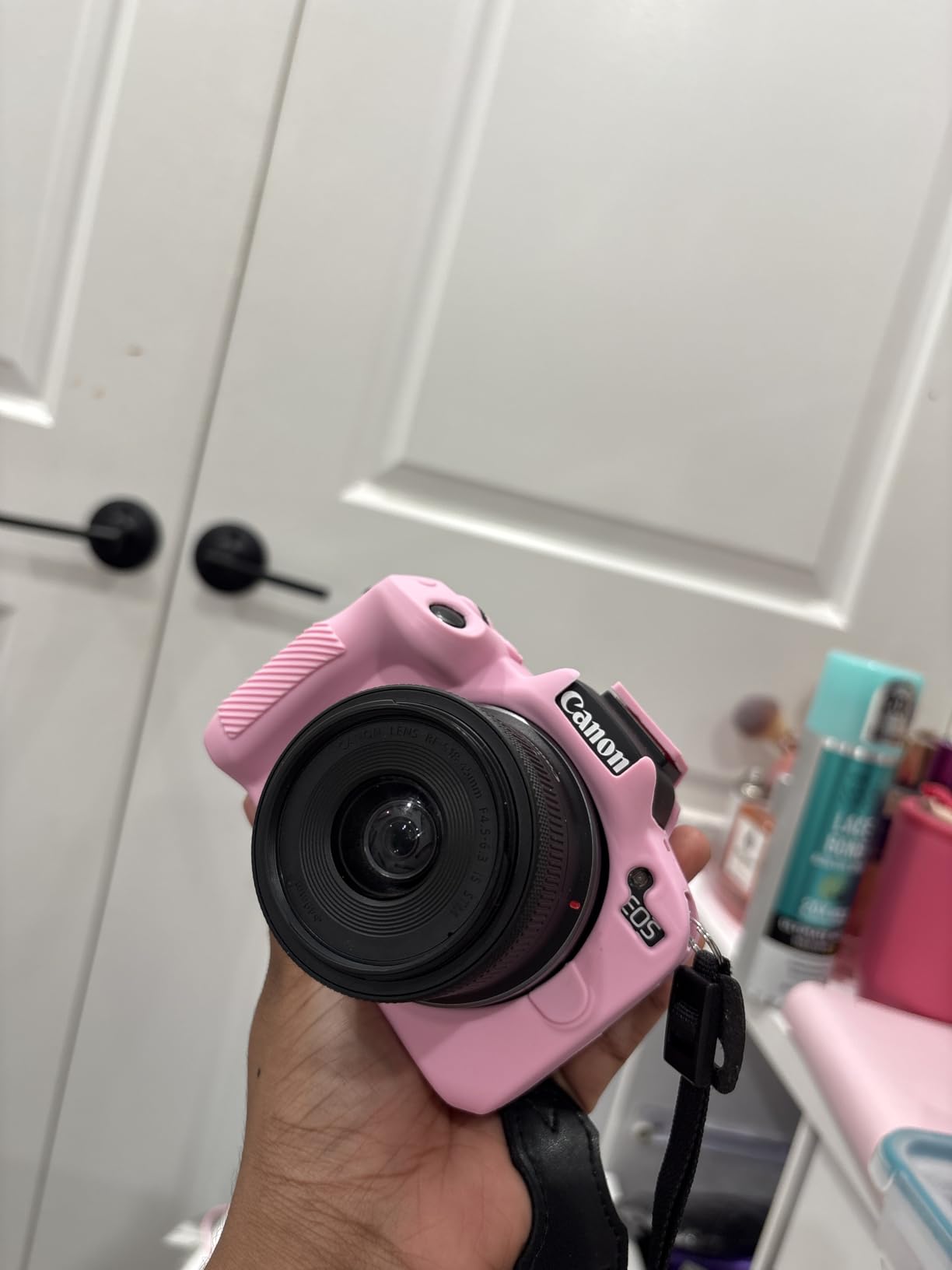 Canon EOS R50 Mirrorless Camera with 18-45mm Lens (5811C012) Bundle - APS-C Mirrorless Camera - 4K Video - Dual Pixel AF II customer photo 2