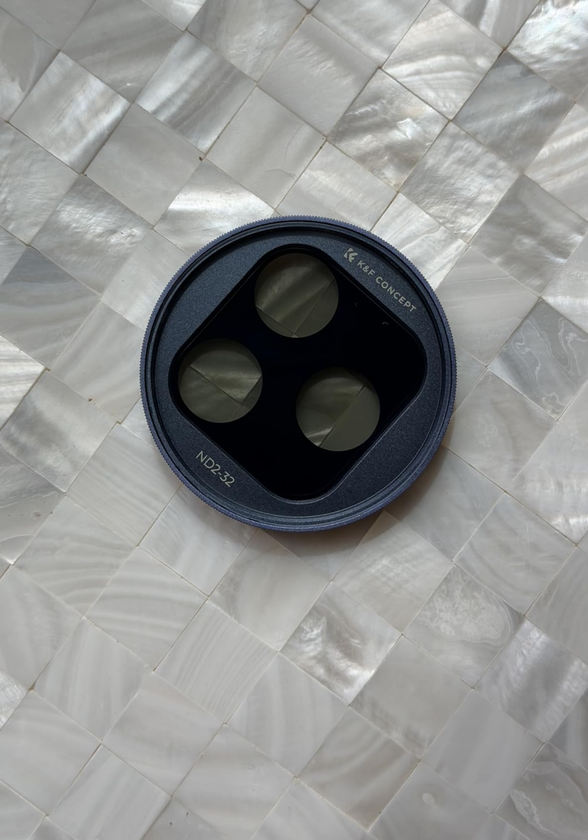 K&F CONCEPT Snap-On ND2-32 Filter Compatible with iPhone 17 Pro & Pro Max | 11.2g Ultra-Lightweight Variable ND Lens Filter with Snap-on Deco Mount, AGC Glass 28-Layer Coating, FA301 customer photo 1