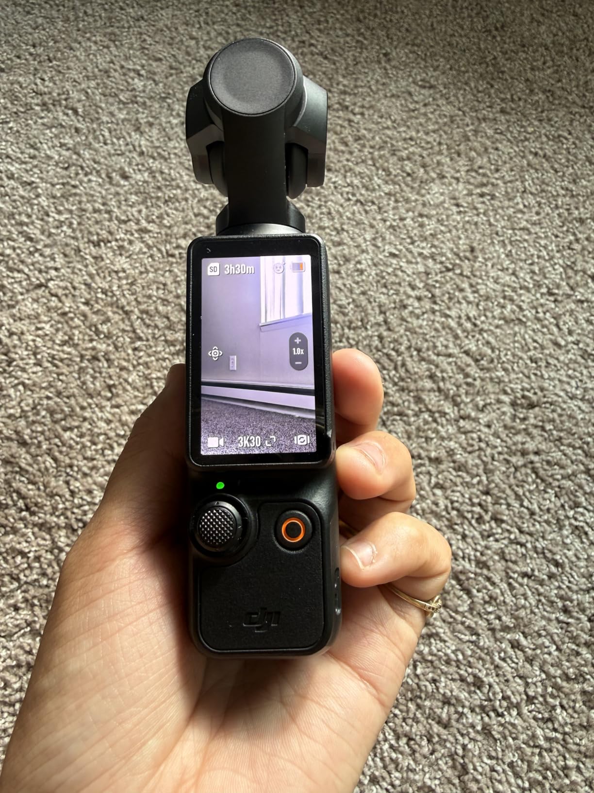 DJI Osmo Pocket 3, with Screen Protector, Suction Cup Mount customer photo 1