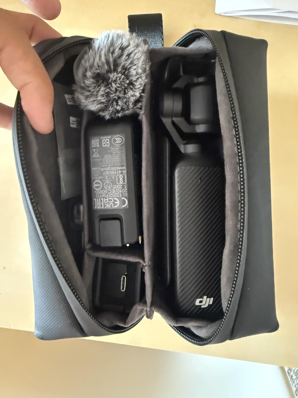 DJI Osmo Pocket 3, with Screen Protector, Suction Cup Mount customer photo 2