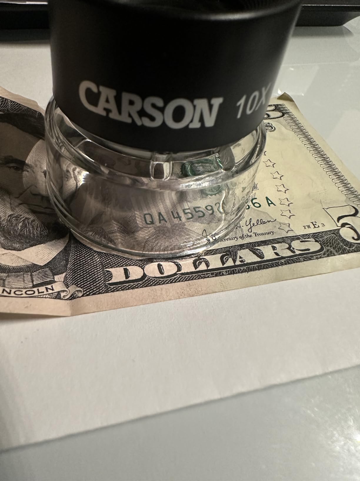 Carson LumiLoupe 10X Power Black/Clear Stand Magnifier, Ambient Light, 1.0 inch Lens Diameter (LL-10) customer photo 1