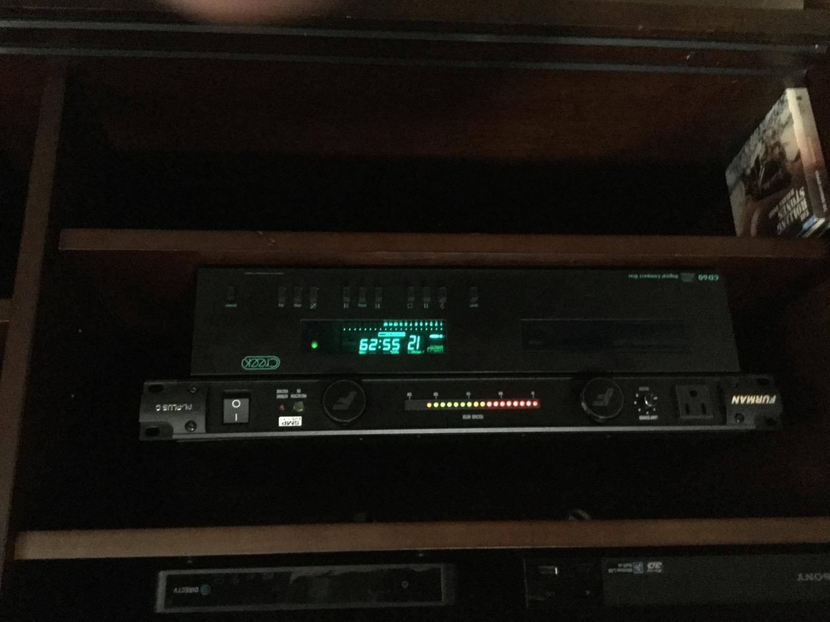Furman PL-PLUS C 15 Amp Power Conditioner | 15A, 9 outlets, isolated banks, SMP/LiFT/EVS, 20-segment LED voltmeter, dual LED rack lights customer photo 2
