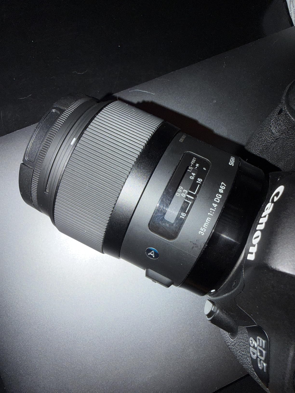 Sigma 35mm F1.4 Art DG HSM Lens for Canon, Black customer photo 2