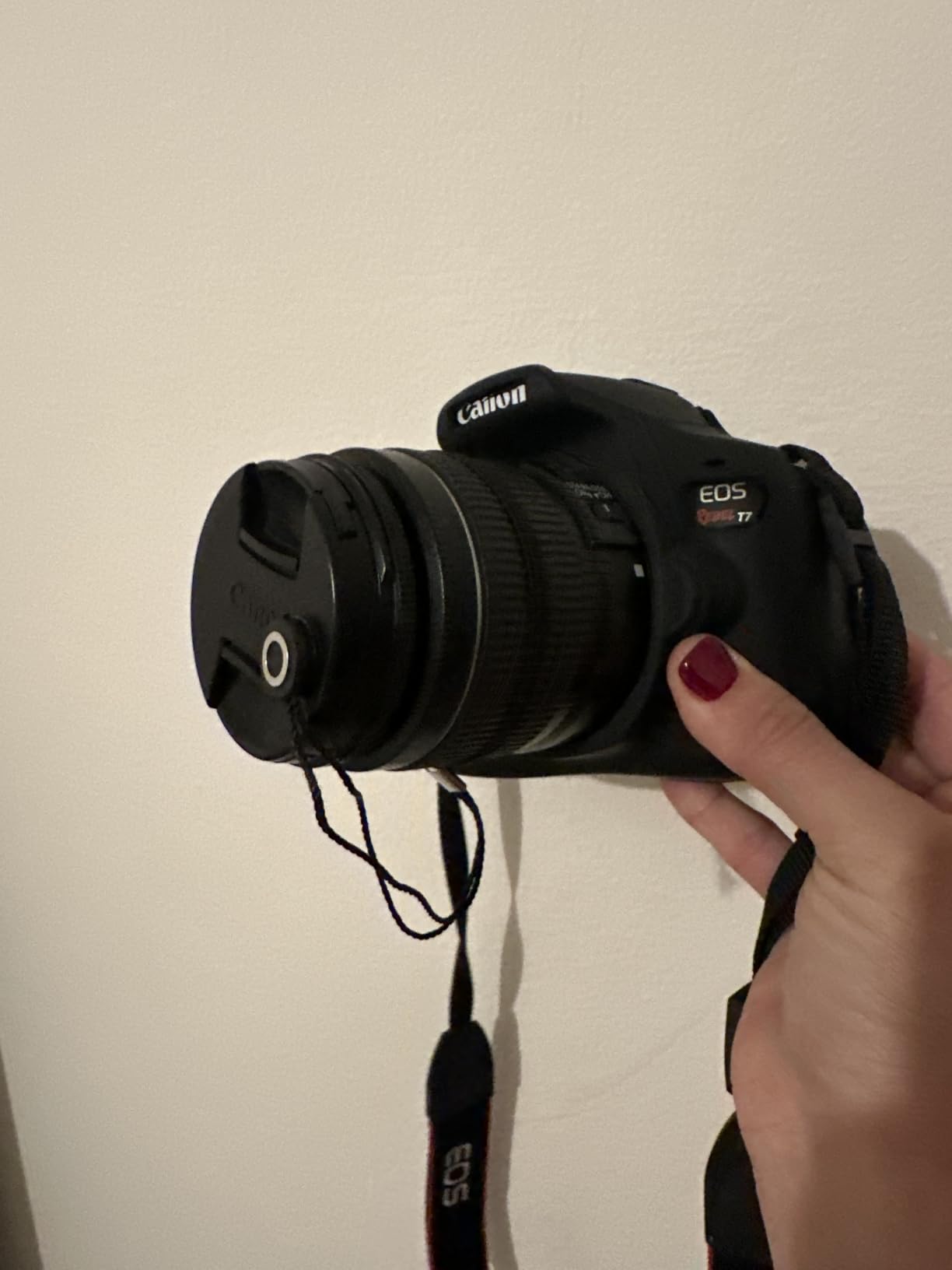 Foto&Tech Camera Lens Cap Leash with Elastic String, Compatible with Universal DSLR SLR Evil Mirrorless Cameras Video (x3) customer photo 1