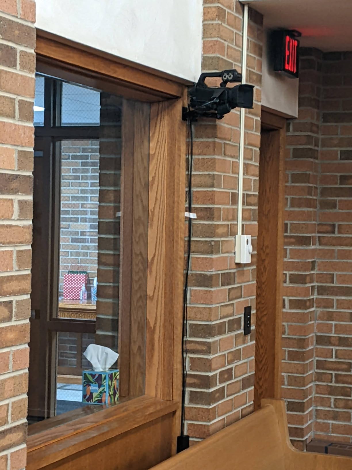 ARKON Mounts - Camera Wall Mount Robust Aluminum Construction Easy Installation Precision adjustments to capture any angle Great security camera mount for CCTV cameras, camcorders, and more customer photo 1