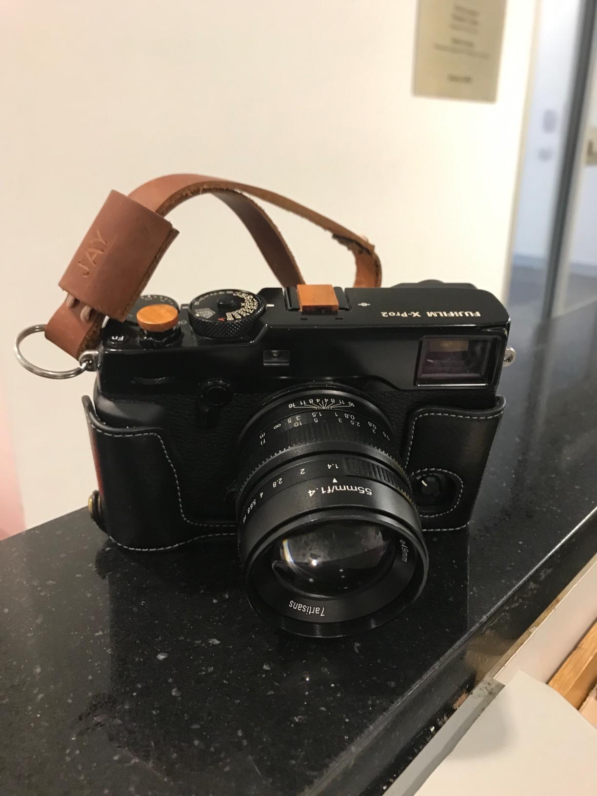 7Artisans 55mm F1.4 APS-C Aluminum Manual Fixed Lens for Fuji X Mount Cameras X-A1 X-A10 X-A2 X-A3 X-at X-M1 XM2 X-T1 X-T10 X-T2 X-T20 X-Pro1 X-Pro2 X-E1 X-E2 X-E2s (Black) customer photo 1